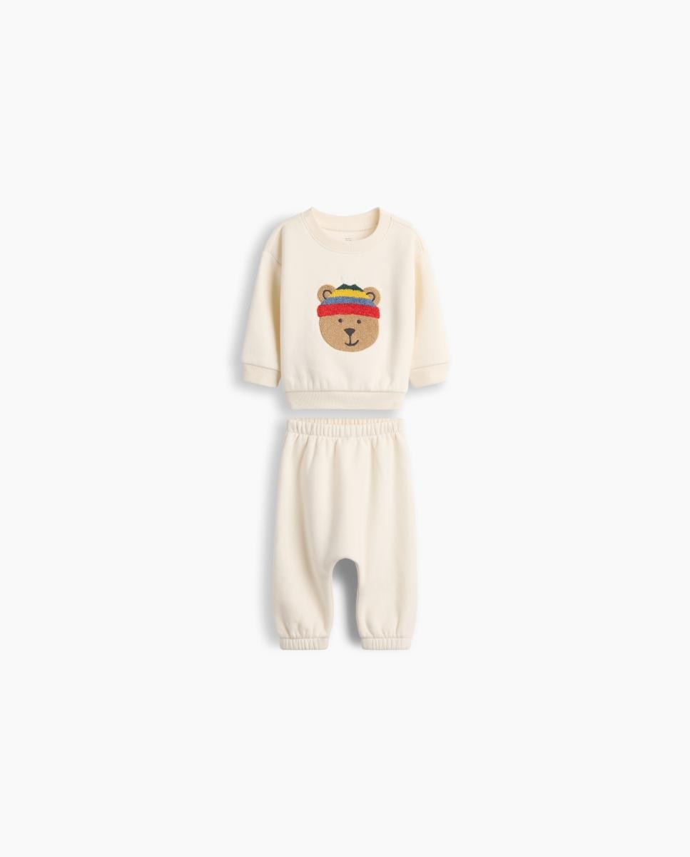 Imagem 0 de Conjunto de Bebé com Sweatshirt de Decote Redondo e Calças Tipo Joggers