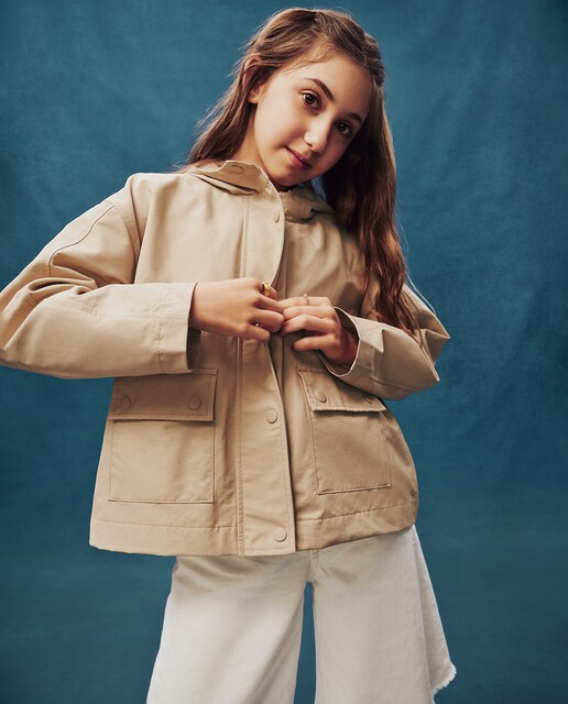 Imagen 0 de Anorak de niña con capucha