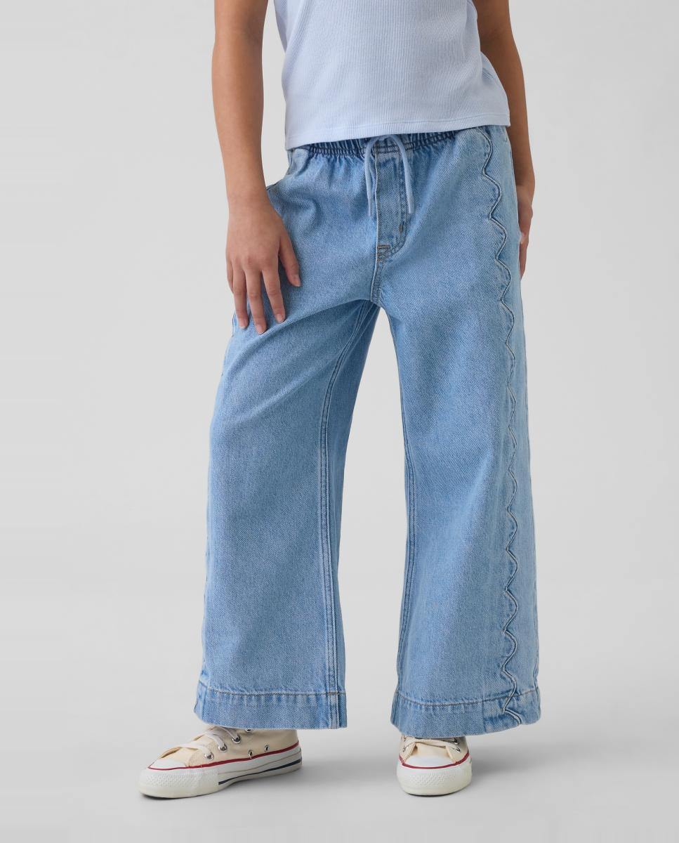 Jeans com Cintura Subida e Boca de Sino Gap Azul-claro-3
