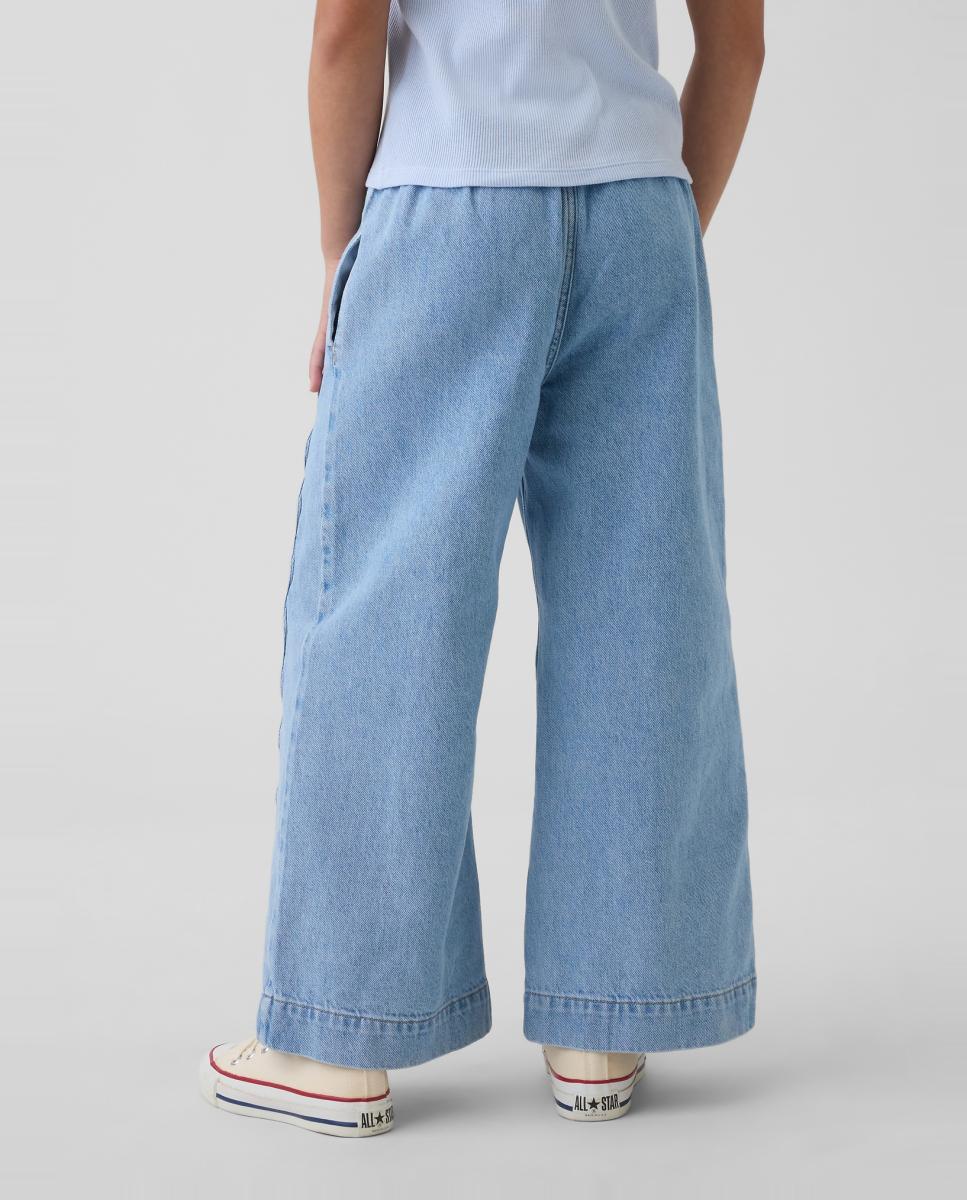 Jeans com Cintura Subida e Boca de Sino Gap Azul-claro-4