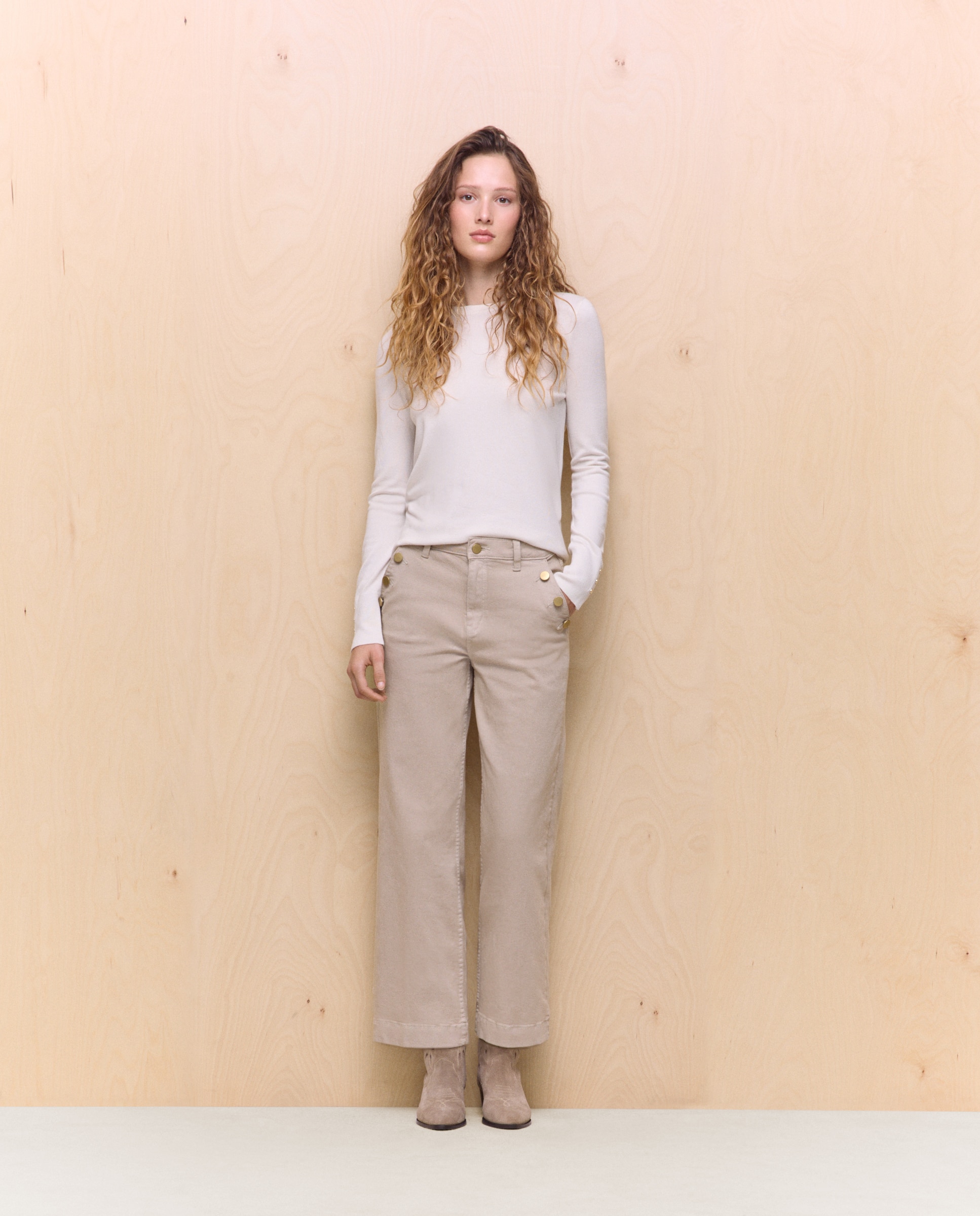 Imagen 0 de Pantalón denim de mujer crop culotte abotonado Beige