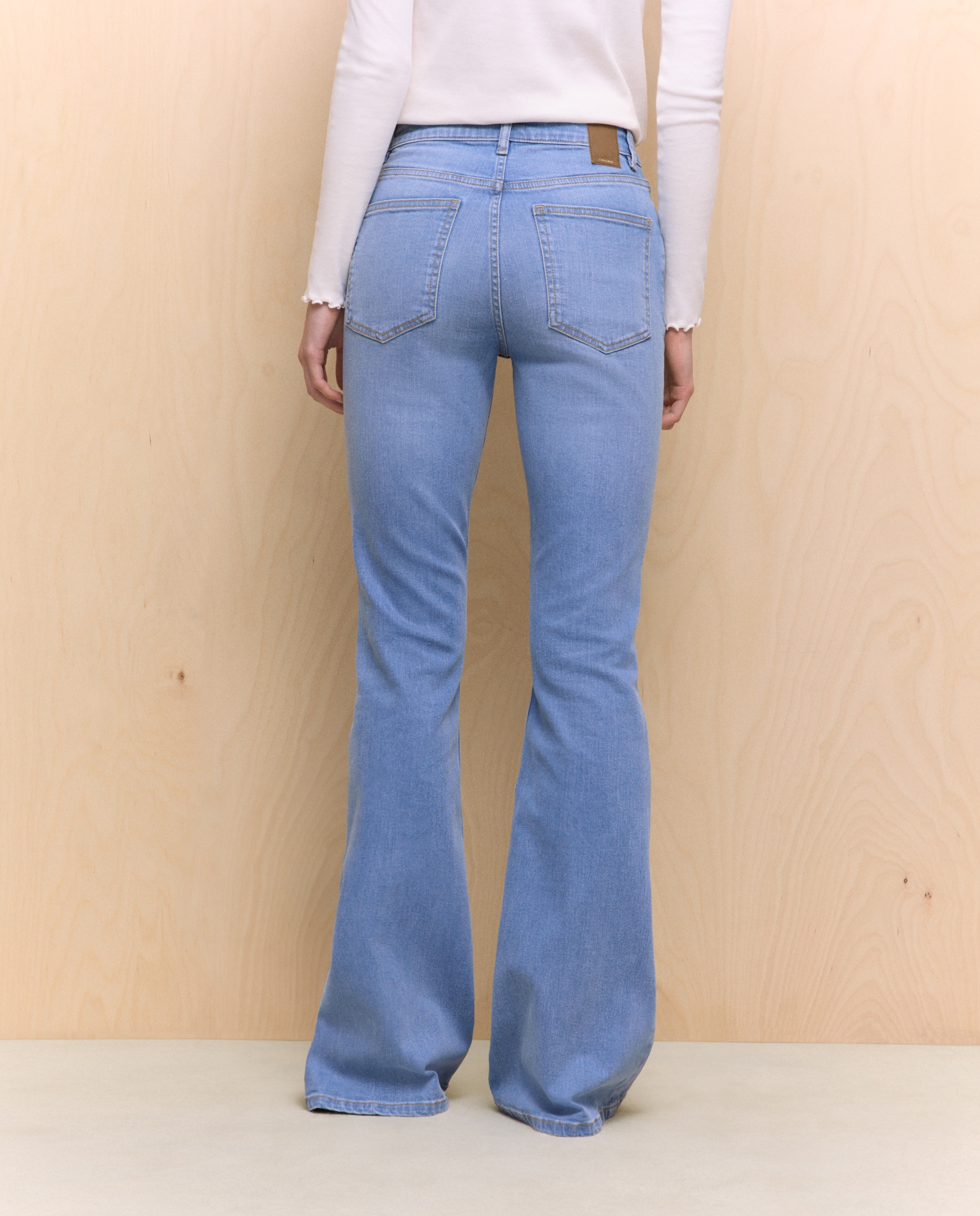 Imagen 3 de Pantalón denim de mujer campana - Easy Wear - Azul oscuro Azul Suave