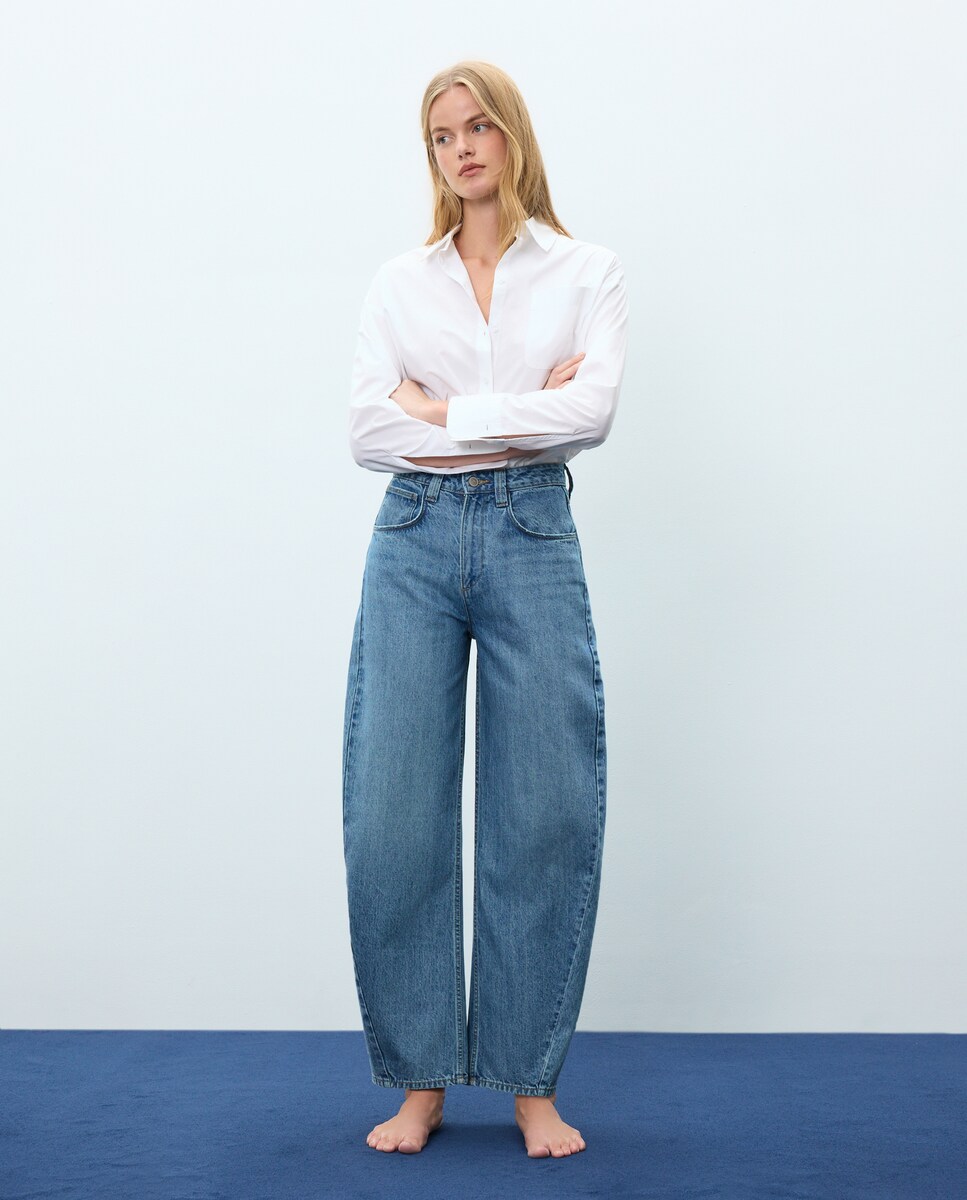Imagen 0 de Pantalón denim  de mujer barrel con tiro medio Visón claro