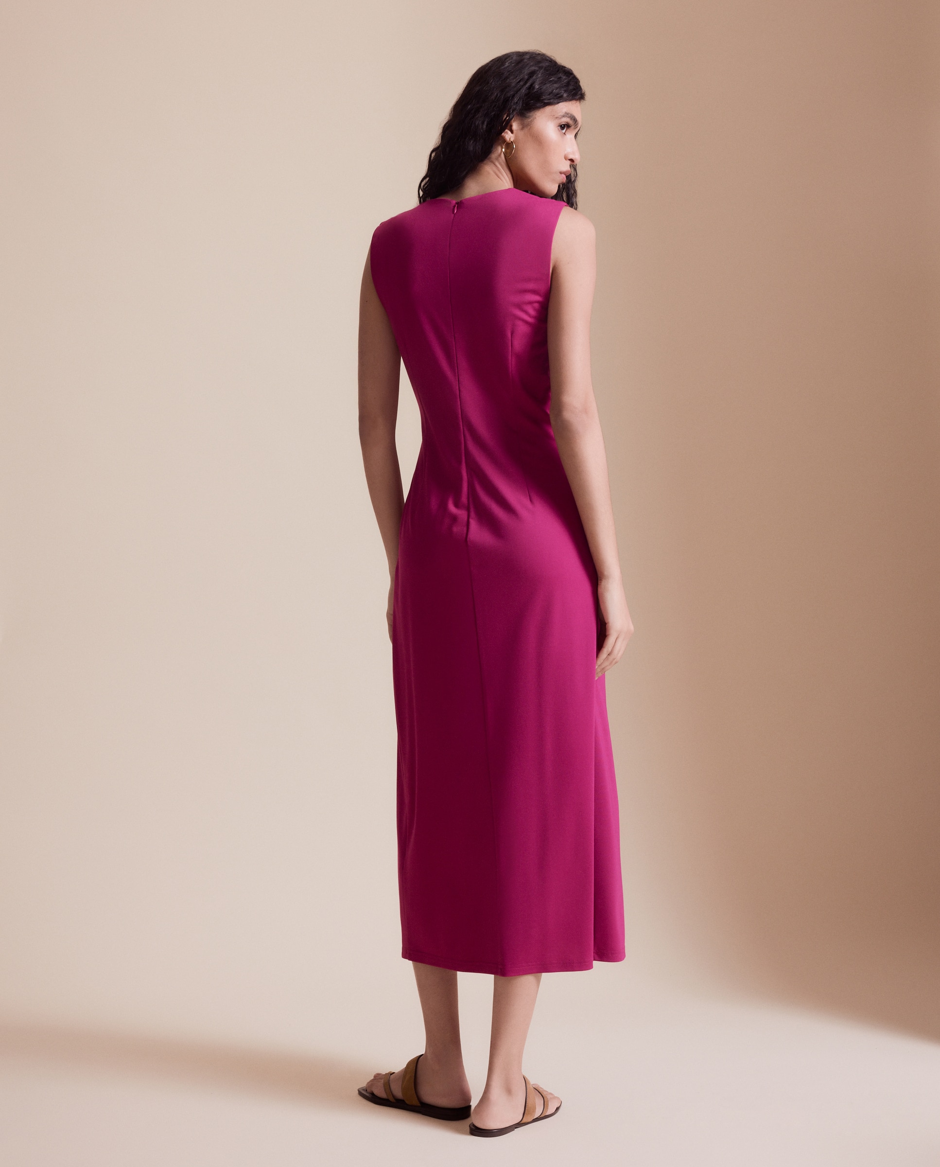 Vestido Midi sem Mangas com Pregadeira 240 Fúcsia-2