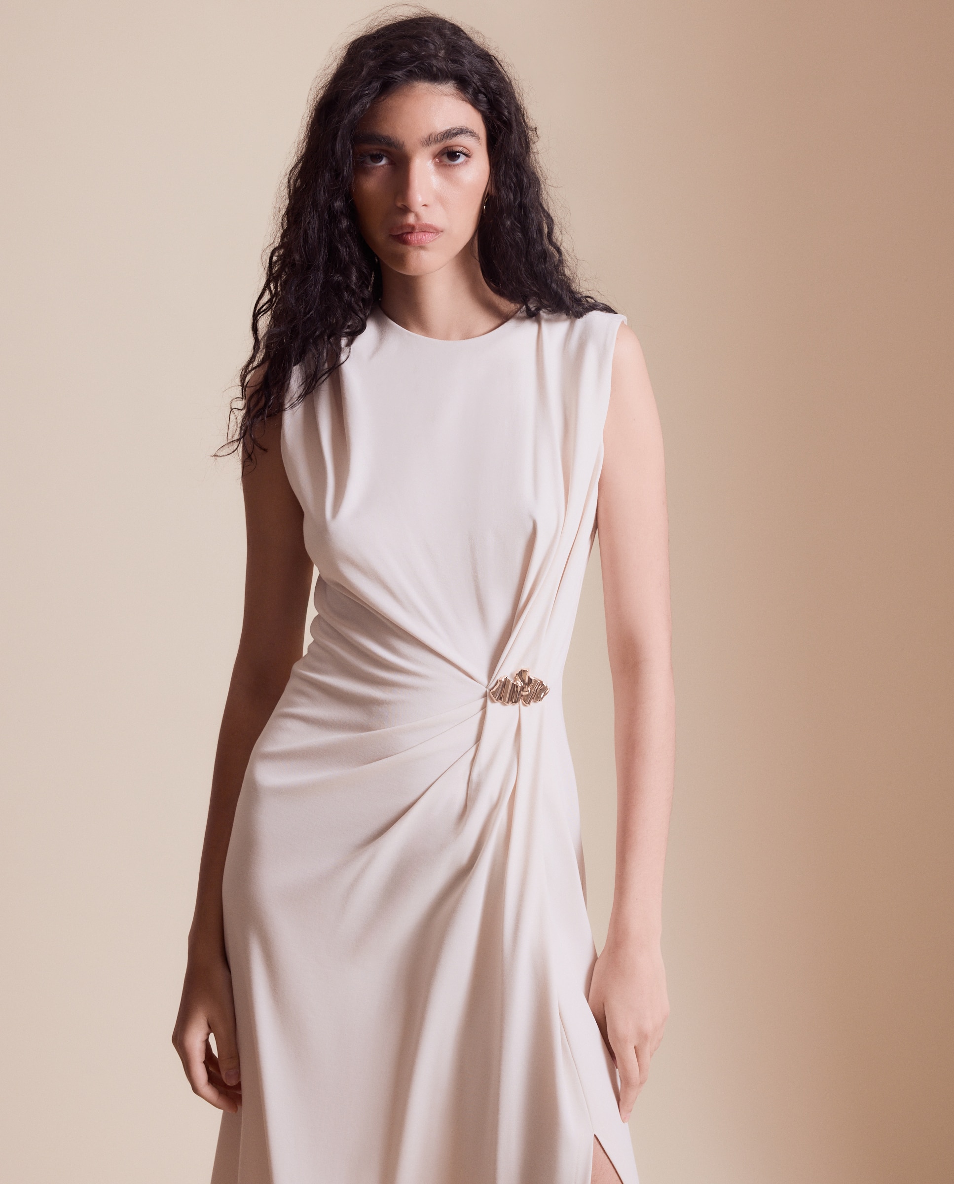 Vestido Midi sem Mangas com Pregadeira 130 Marfim-2