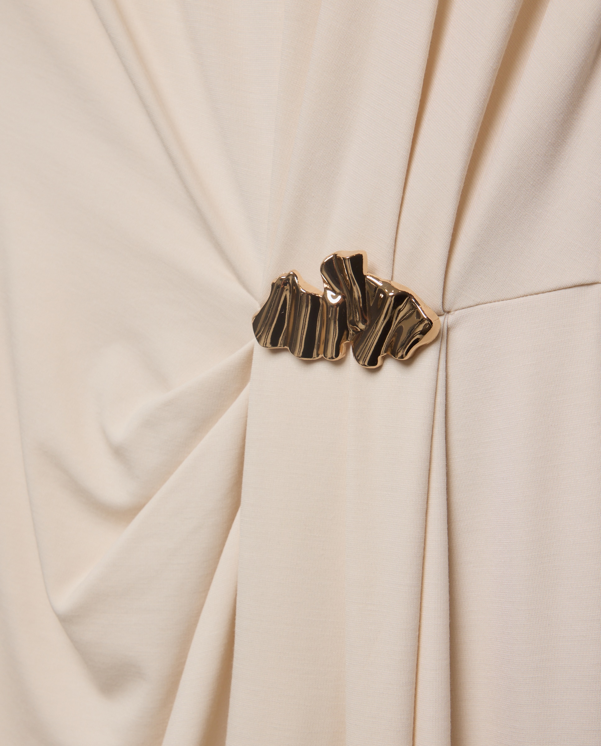Vestido Midi sem Mangas com Pregadeira 130 Marfim-5