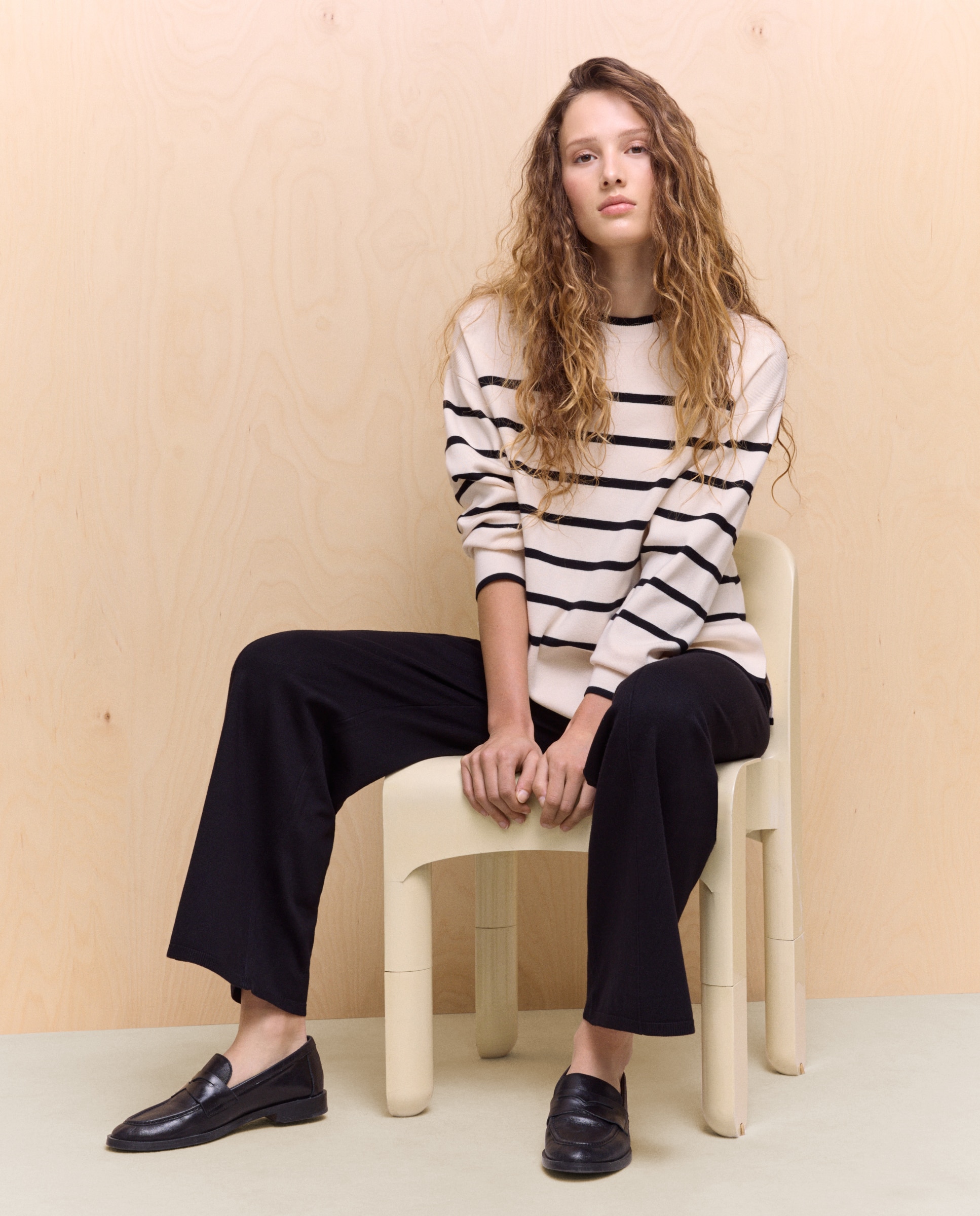 Camisola de Malha às Riscas com Aberturas e Decote Redondo Branco-2