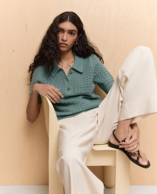 Jersey de mujer cuello polo con calados