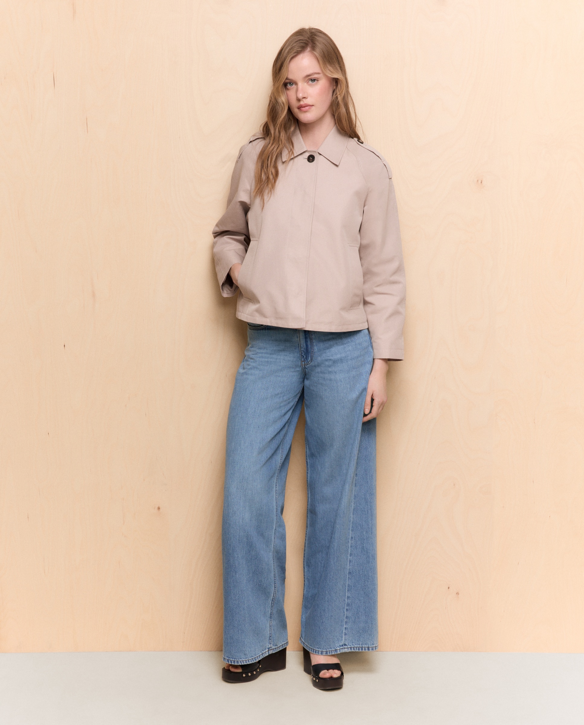 Gabardina corta lisa de mujer - Easy Wear - 730 Camel Tostado-2