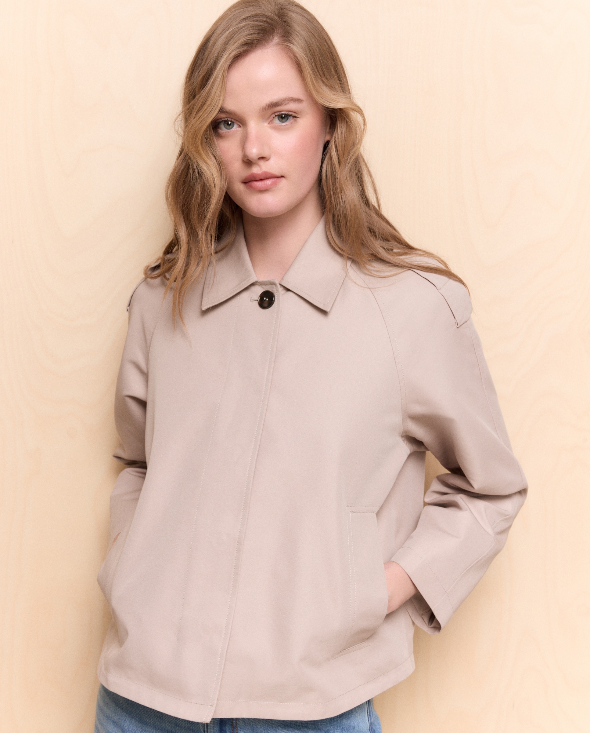 Gabardina corta lisa de mujer - Easy Wear - 730 Camel Tostado-3