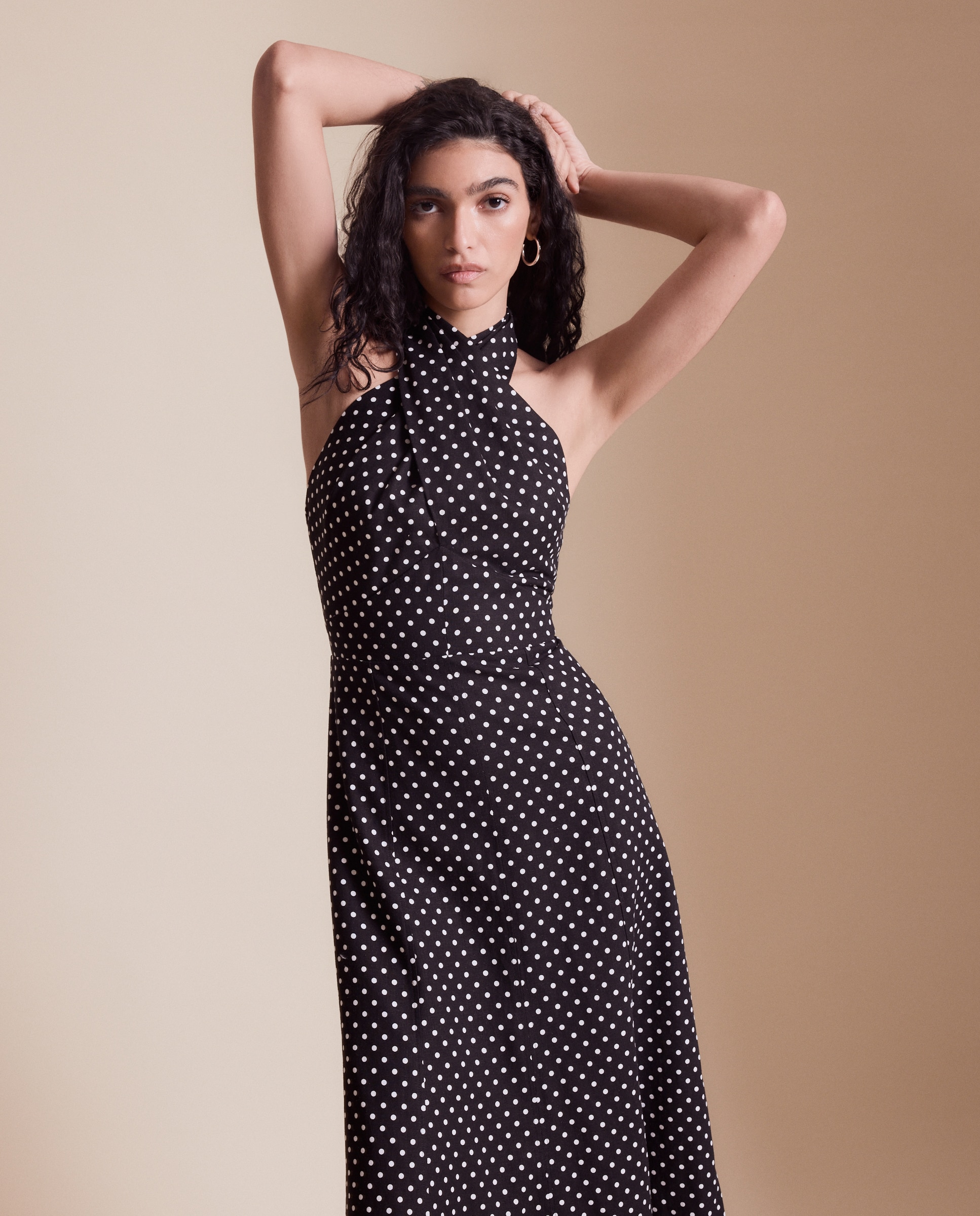 Imagem 0 de Vestido Midi de Linho com Gola Cruzada