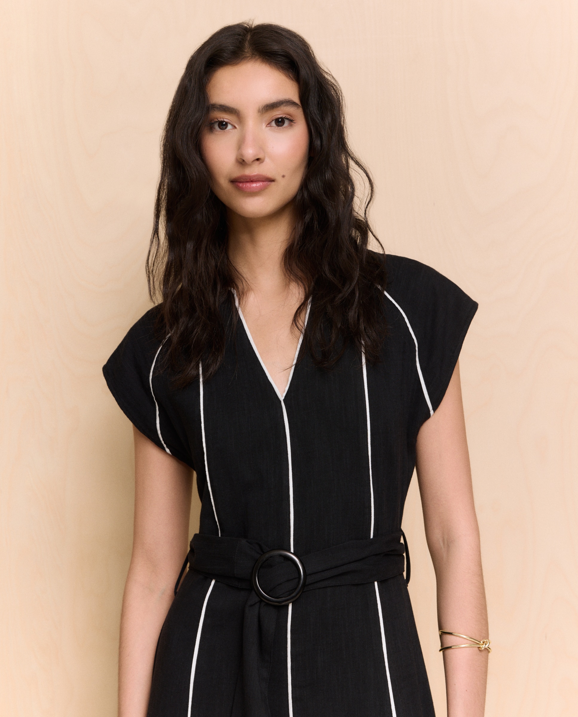 Vestido Midi com Vivos em Contraste no Cinto Preto-2