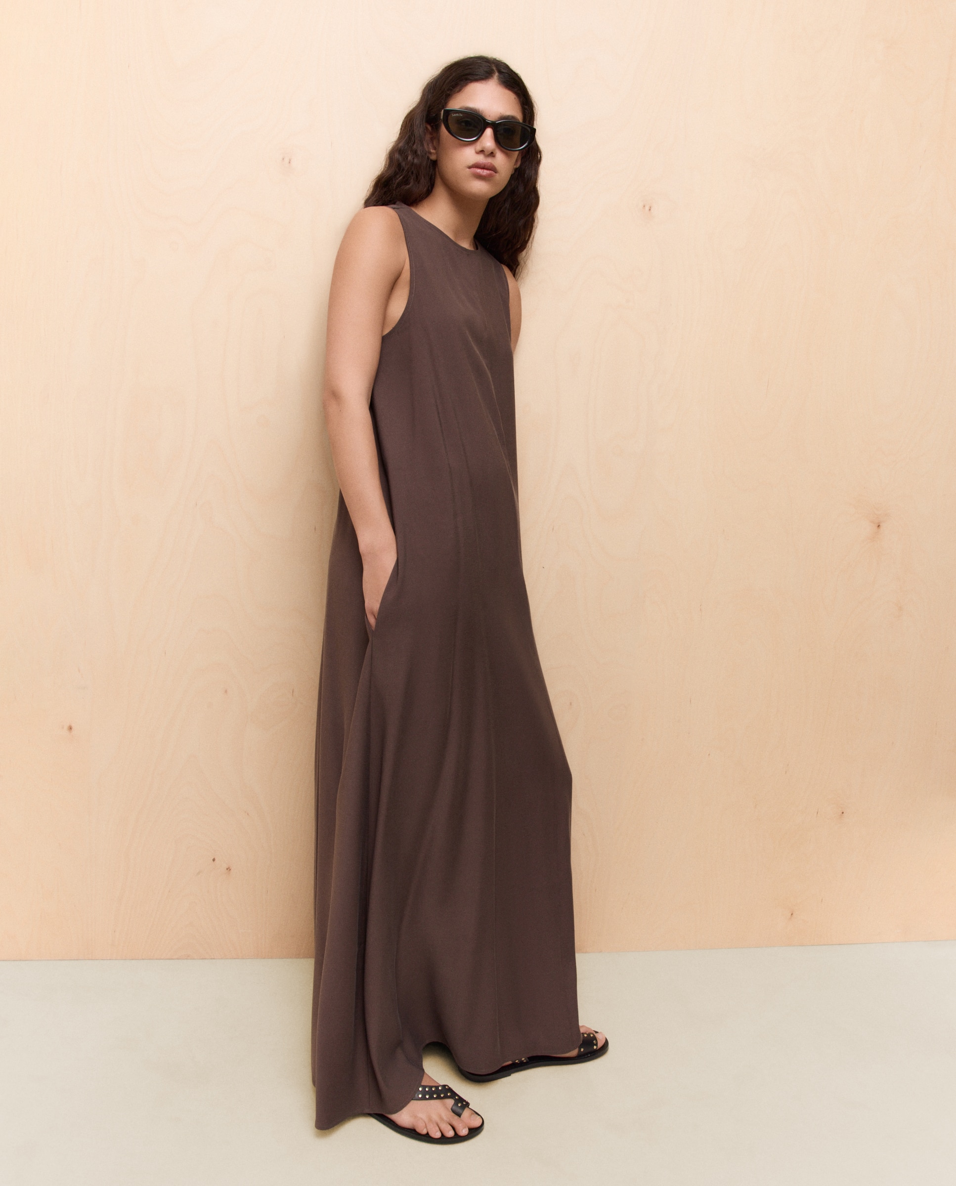Vestido largo de mujer fluido con volumen - Easy Wear - Chocolate Chocolate-4
