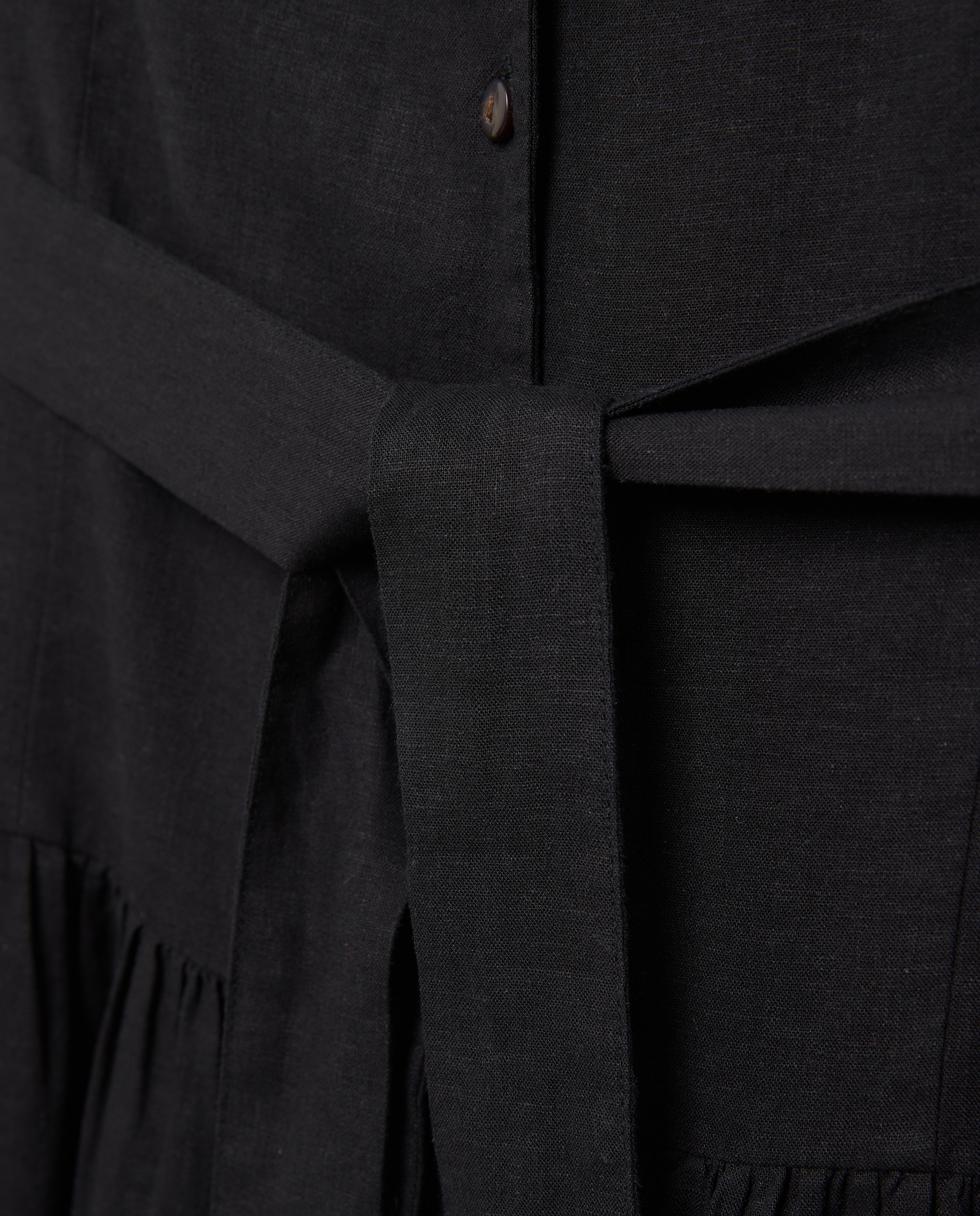 Vestido de Linho com Cintura Baixa Preto-5