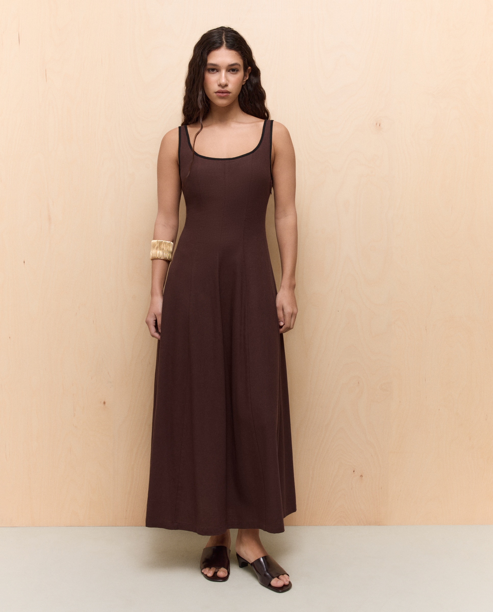 Vestido Midi com Vivos em Contraste Chocolate-2