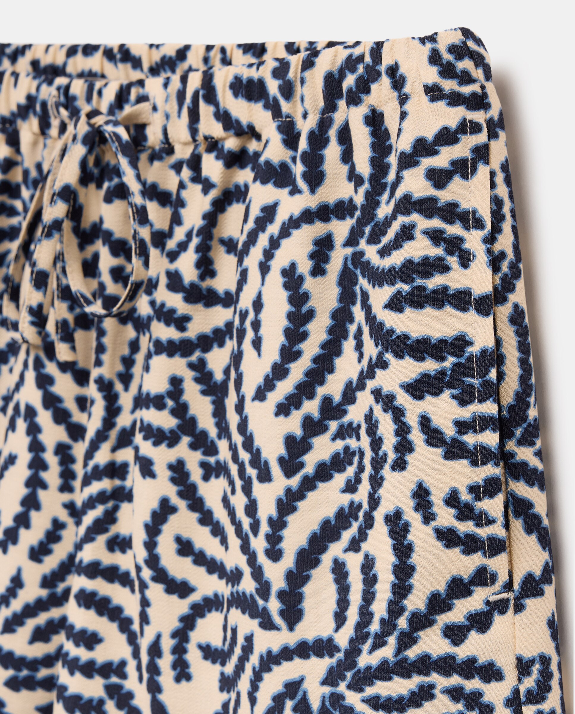 Imagen 5 de Short de mujer estampado - Easy Wear - Azul marino Azul marino