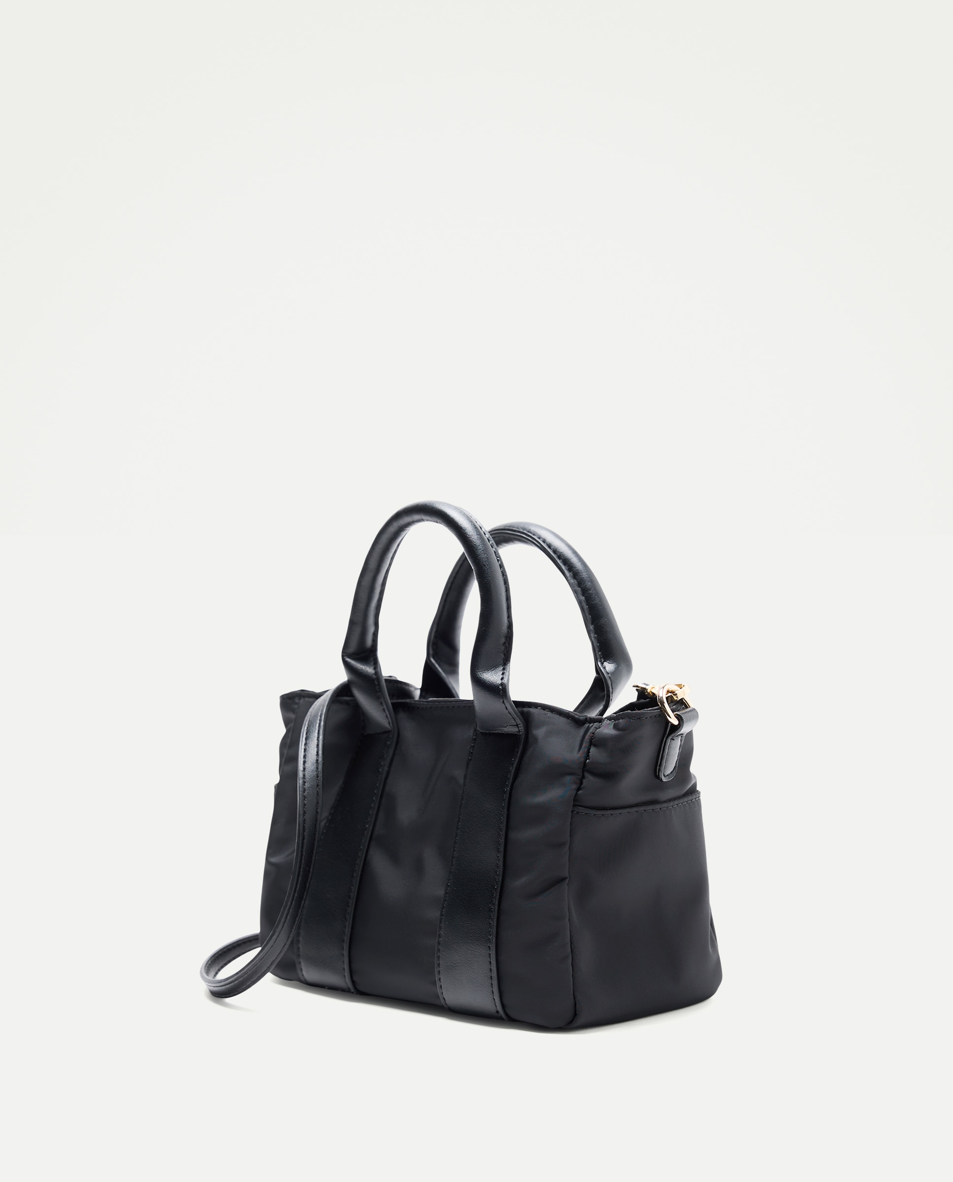 Mala a Tiracolo de Nylon Lisa Preto-2