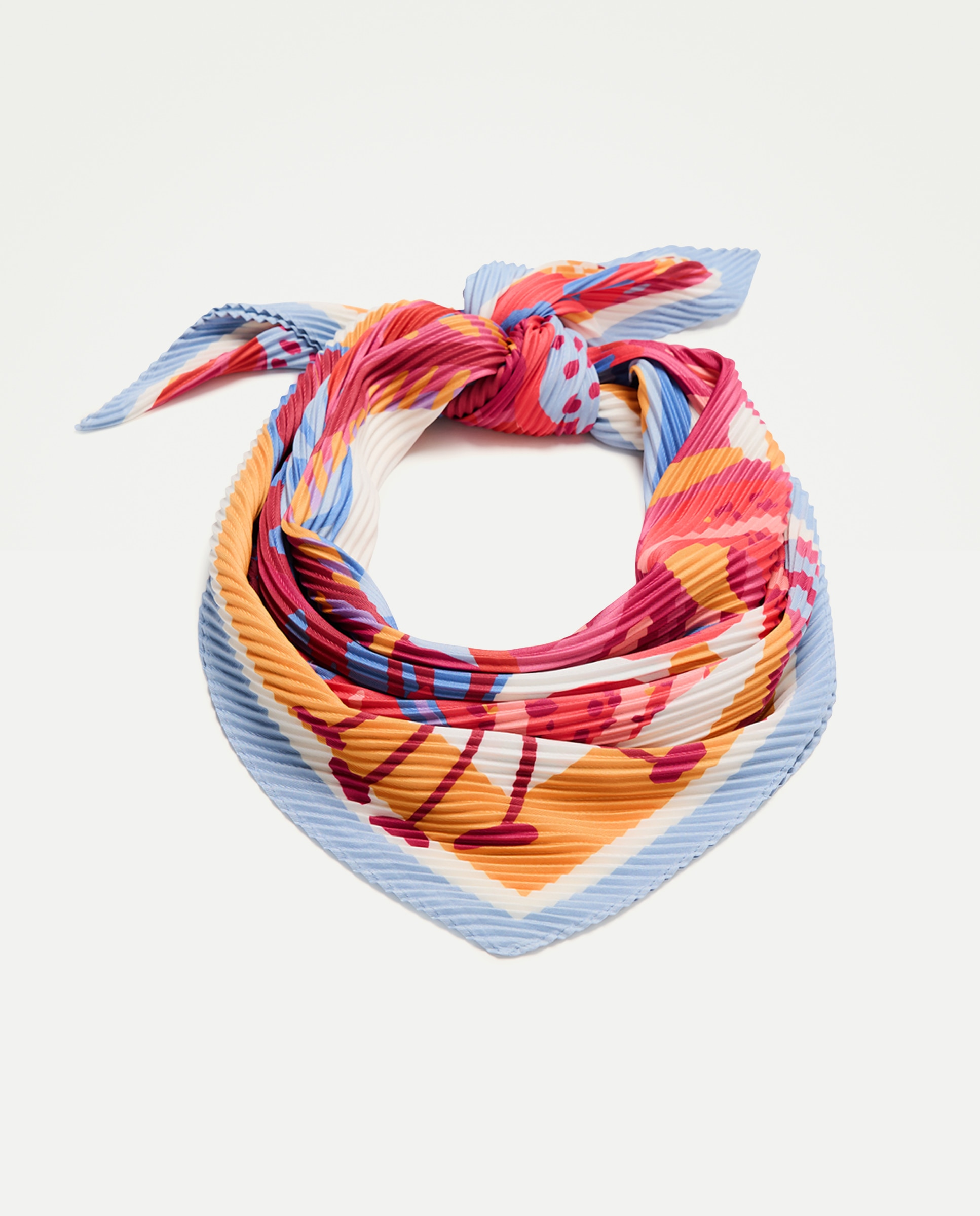 Imagem 0 de Lenço Plissado com Folhas