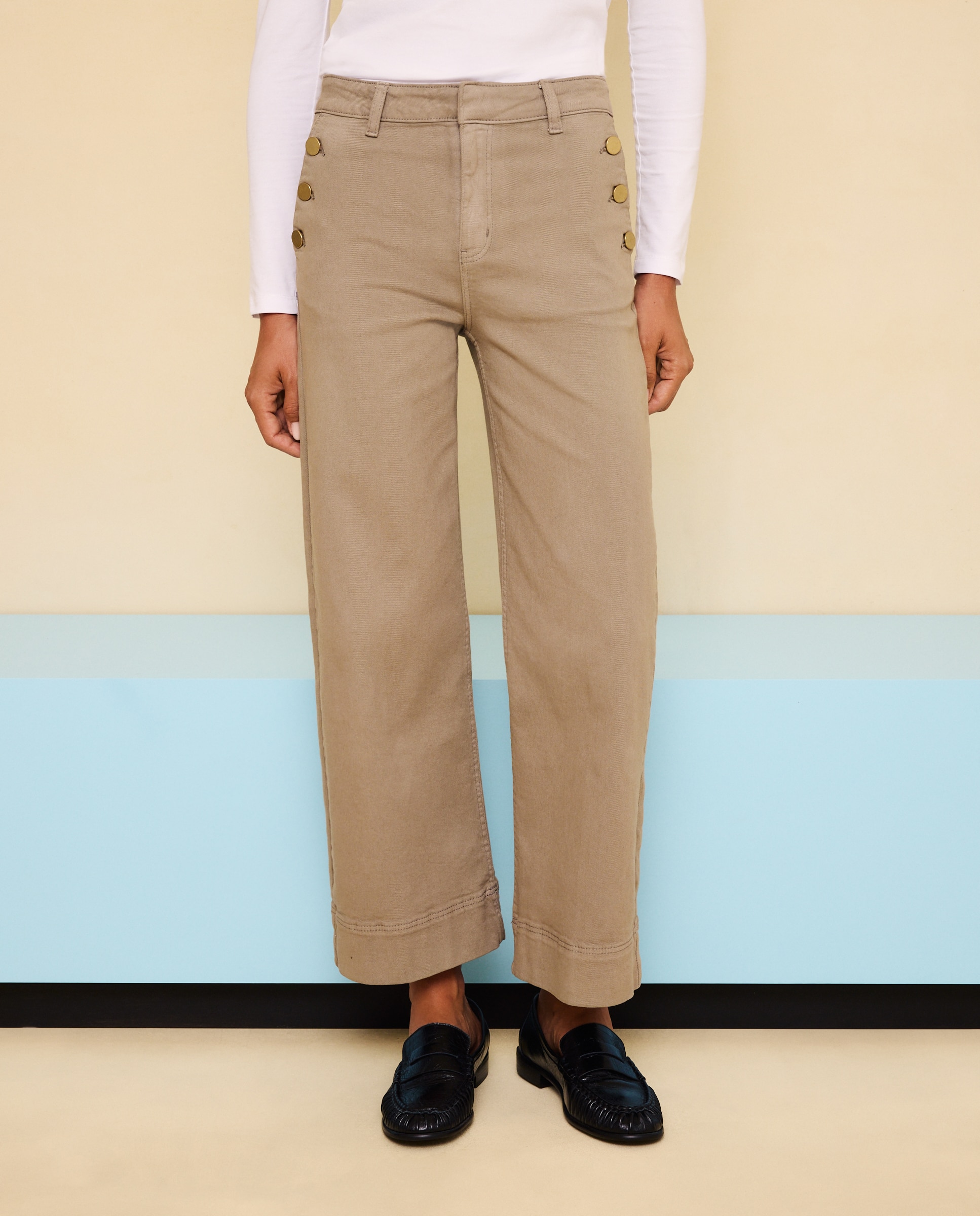 Calças Cropped Tipo Culottes Abotoadas Vison Claro-2