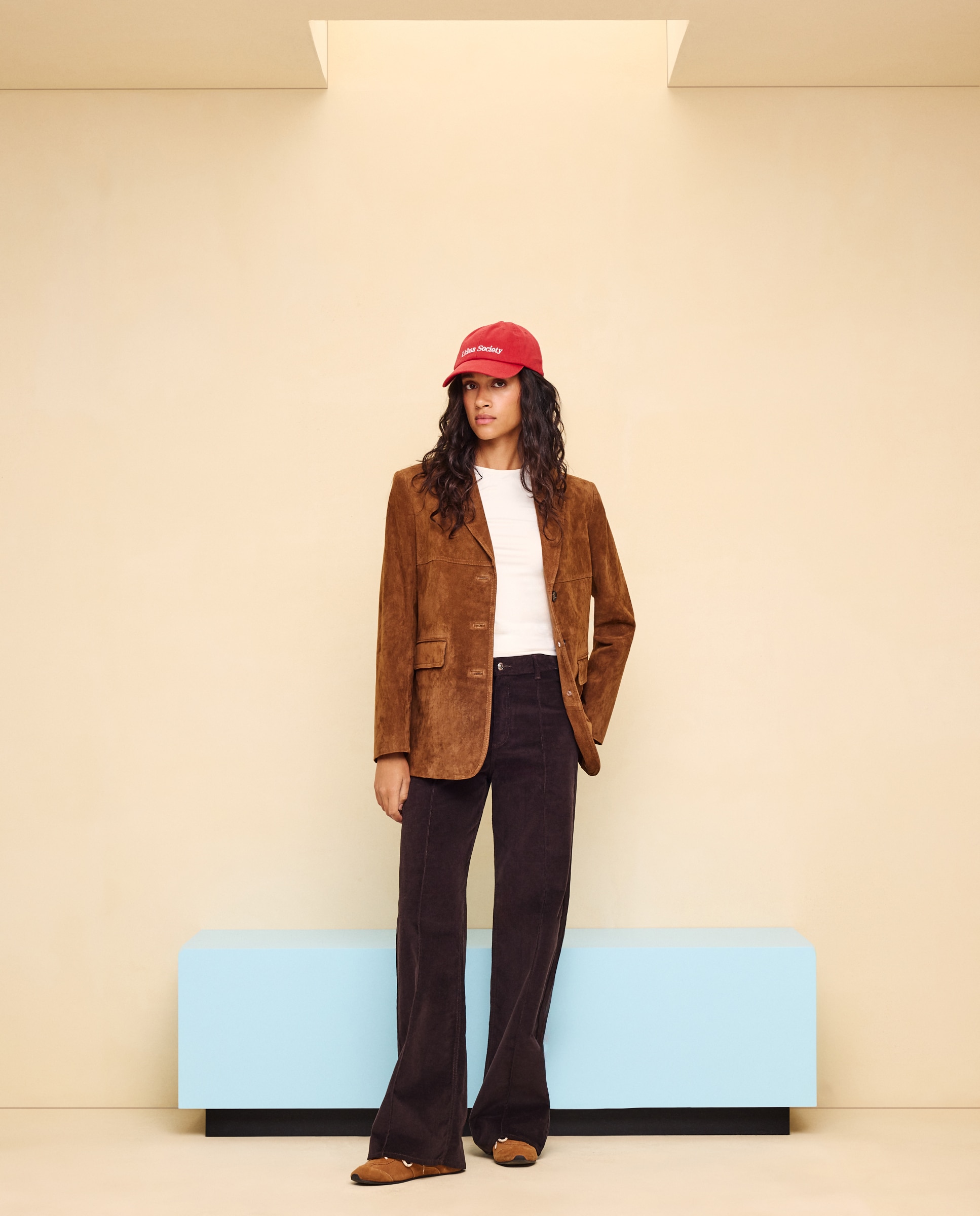 Imagen 0 de Pantalón pana de mujer wideleg con costura central Burdeos