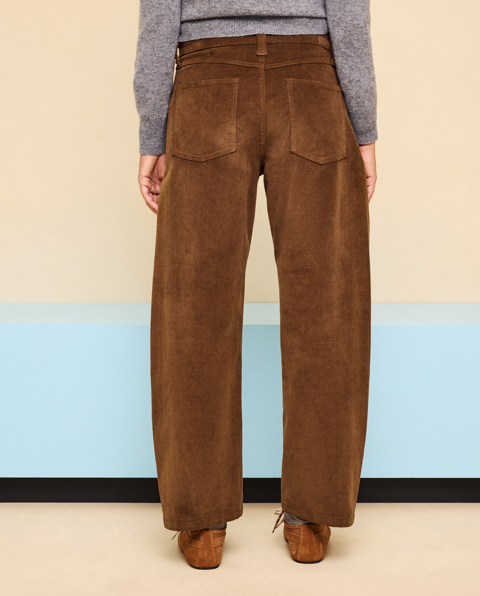 Pantalón pana de mujer barrel - Easy Wear - 560 Oliva 560 Oliva-3