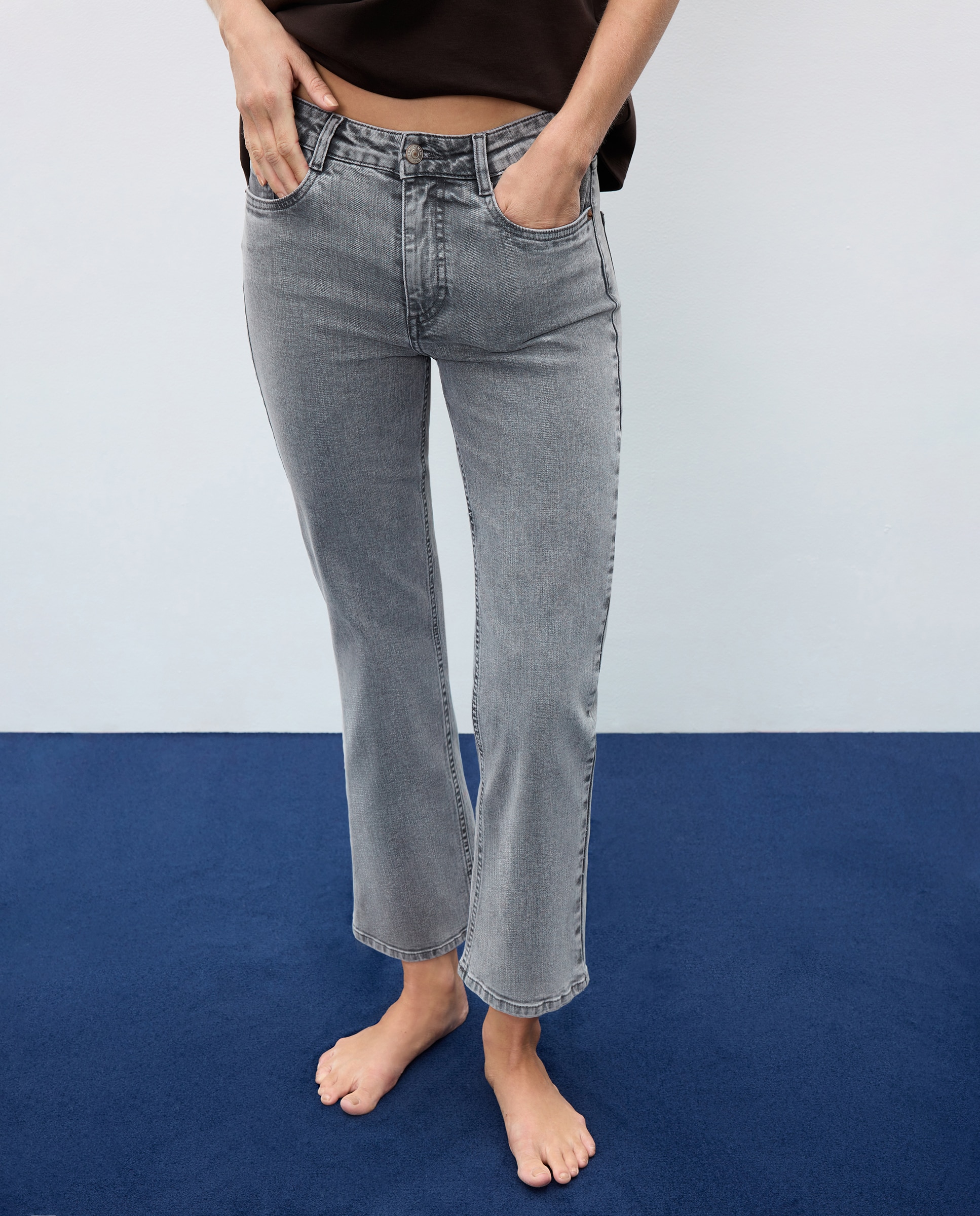 Jeans Cropped Flare Cinzento-2