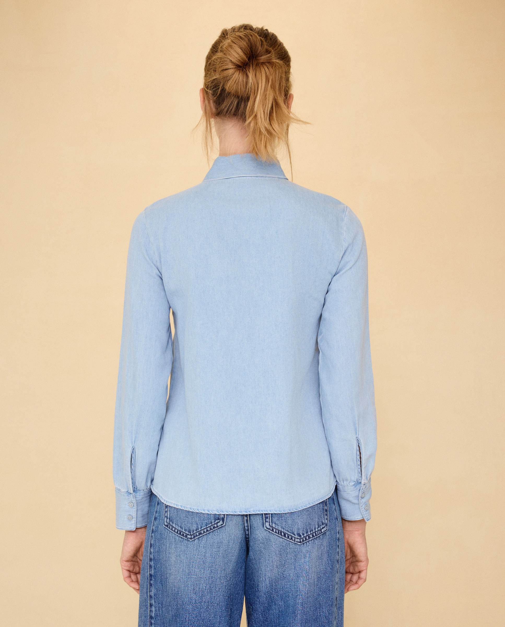 Imagen 3 de Blusa vaquera de mujer con lazada al cuello - Easy Wear - Azul pálido Cerúleo