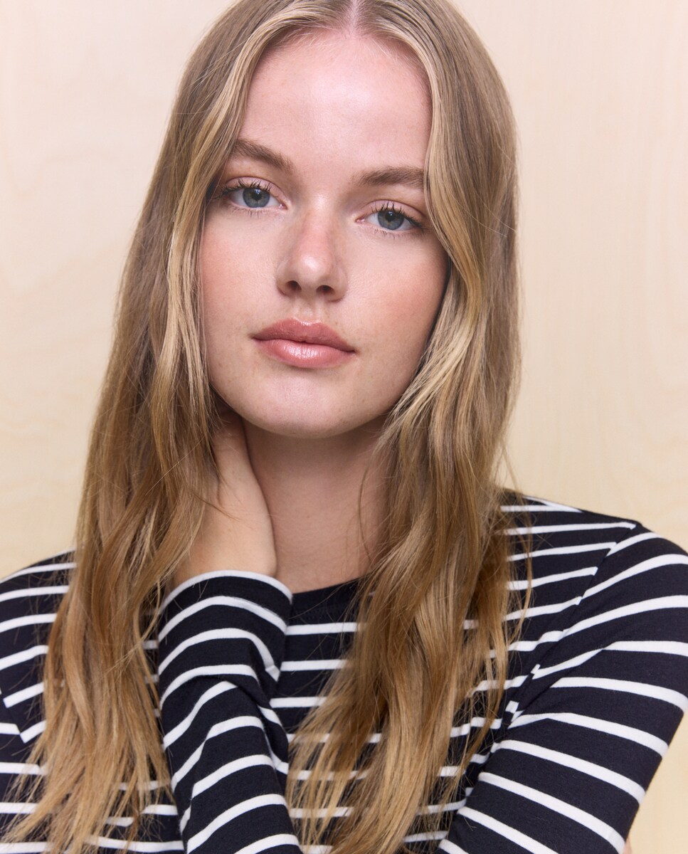 Camisola de manga comprida com decote redondo Preto-3