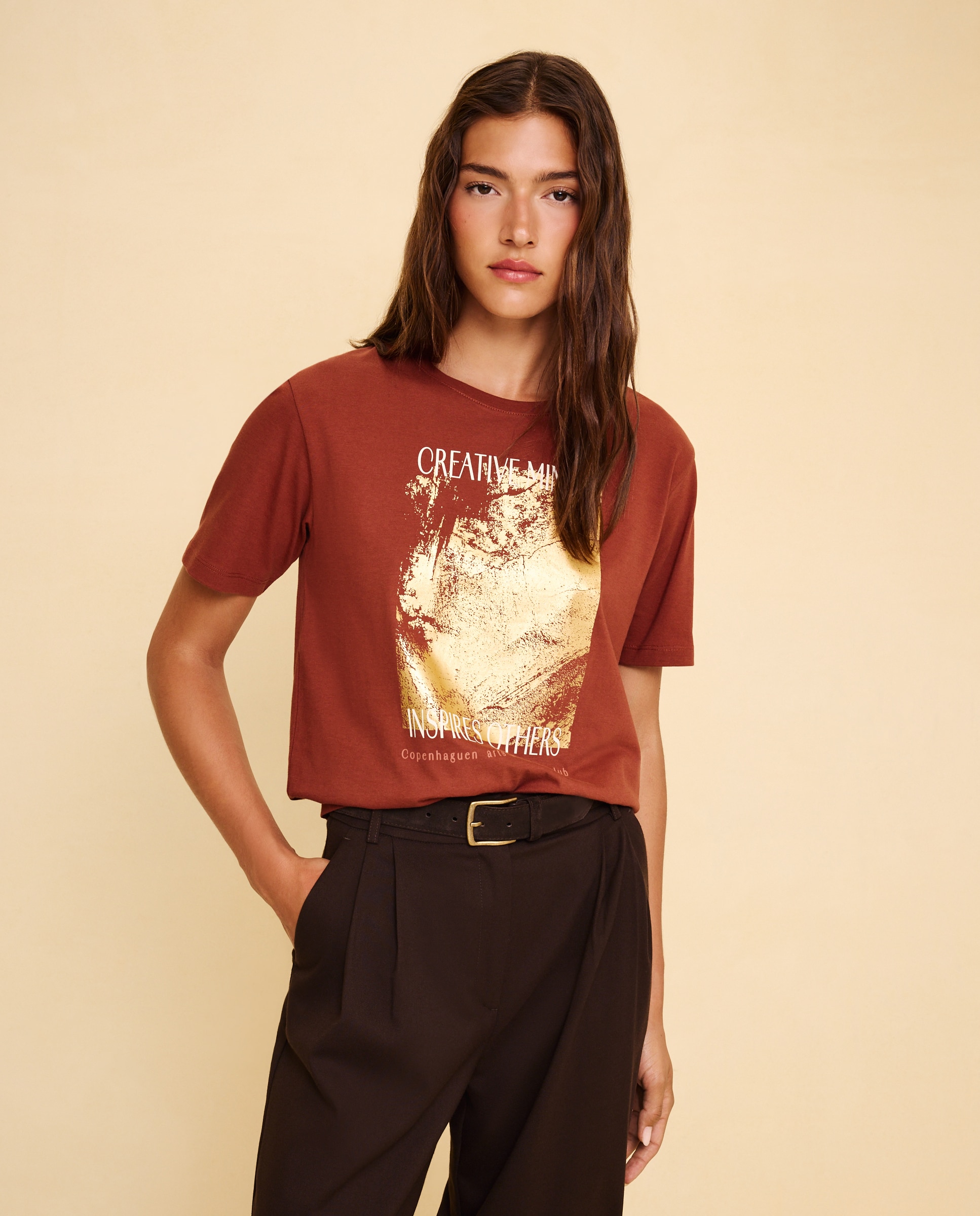 T-shirt de mulher com manga curta 770 Terracota-3