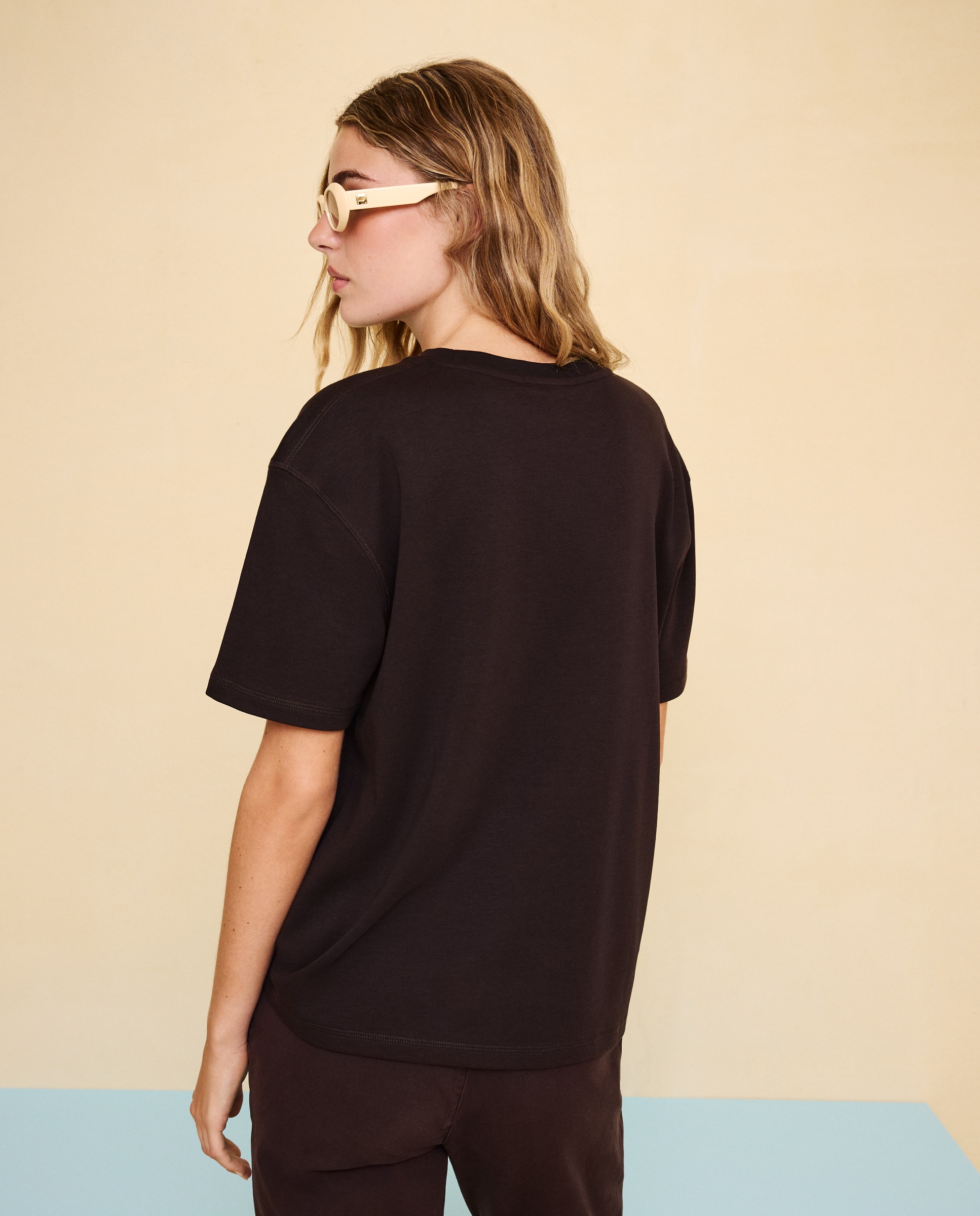 T-shirt de mulher com manga curta Castanho-2