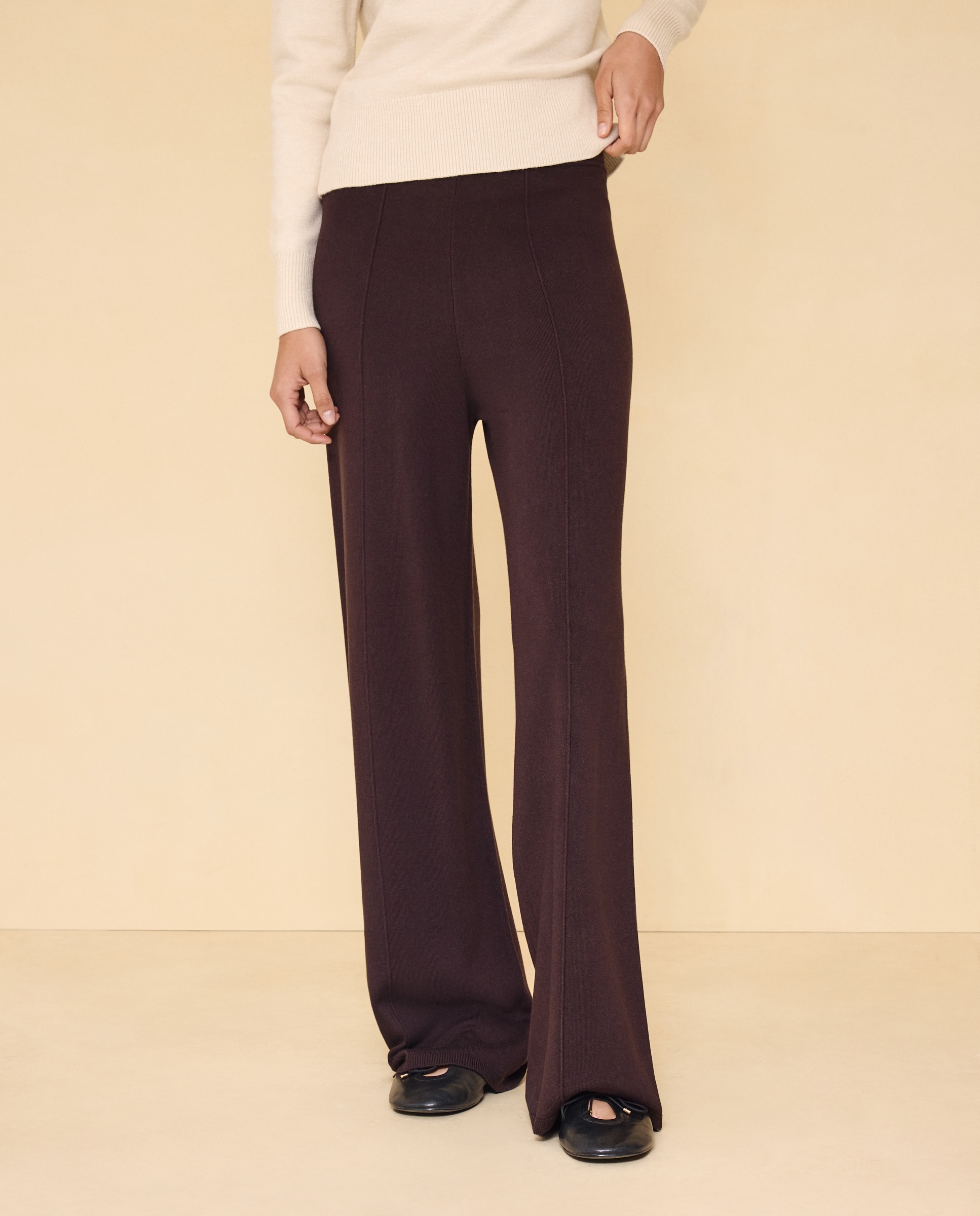 Pantalón de mujer de punto pata ancha. - Easy Wear - Marrón Marrón-2