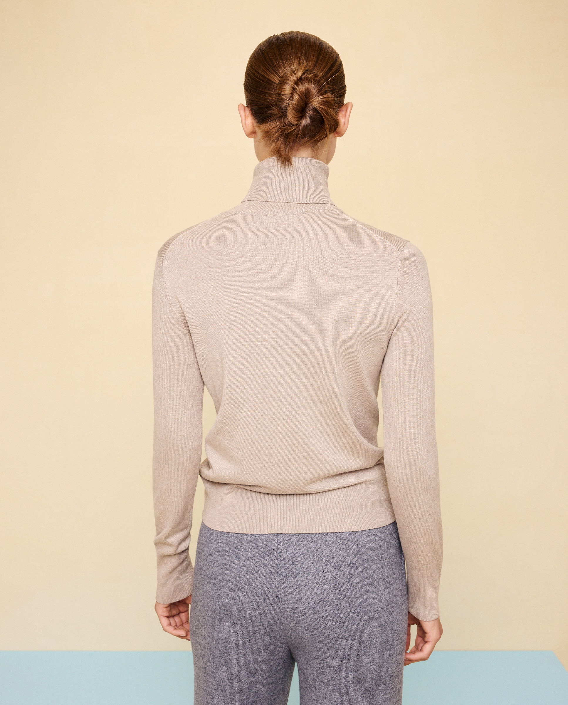 Jersey de mujer con cuello alto y botones en puño - Easy Wear - 850 Piedra 850 Piedra-3