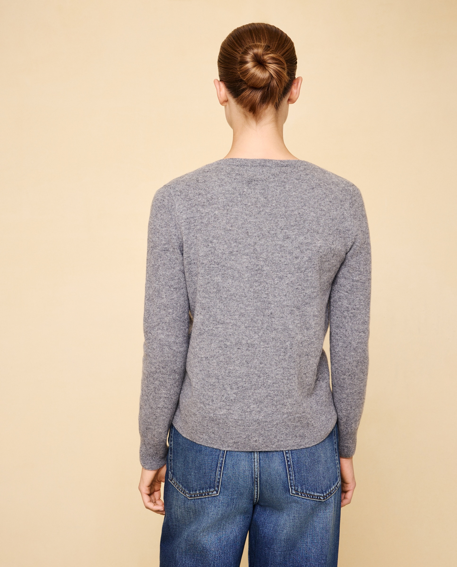 Jersey cuello pico en lana con cashmere de mujer. - Easy Wear - 820 Gris medio 820 Gris medio-2