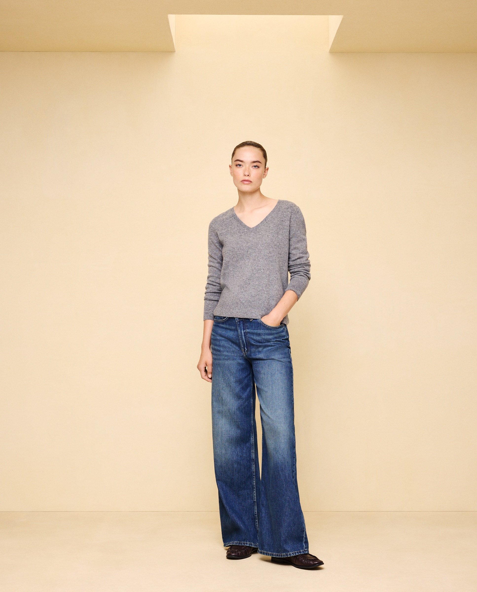 Jersey cuello pico en lana con cashmere de mujer. - Easy Wear - 820 Gris medio 820 Gris medio-3