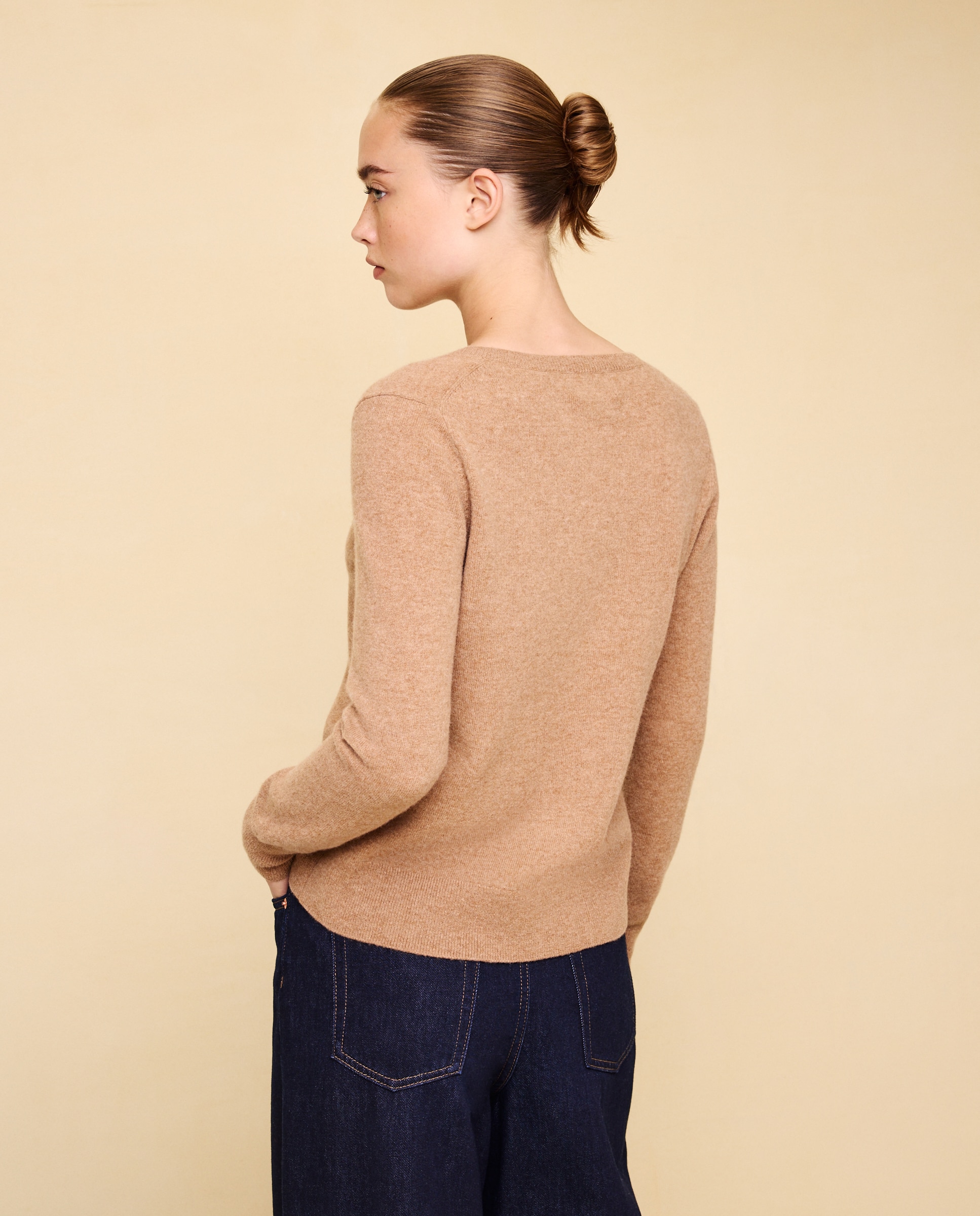 Jersey cuello pico en lana con cashmere de mujer. - Easy Wear - 730 Camel 730 Camel-3