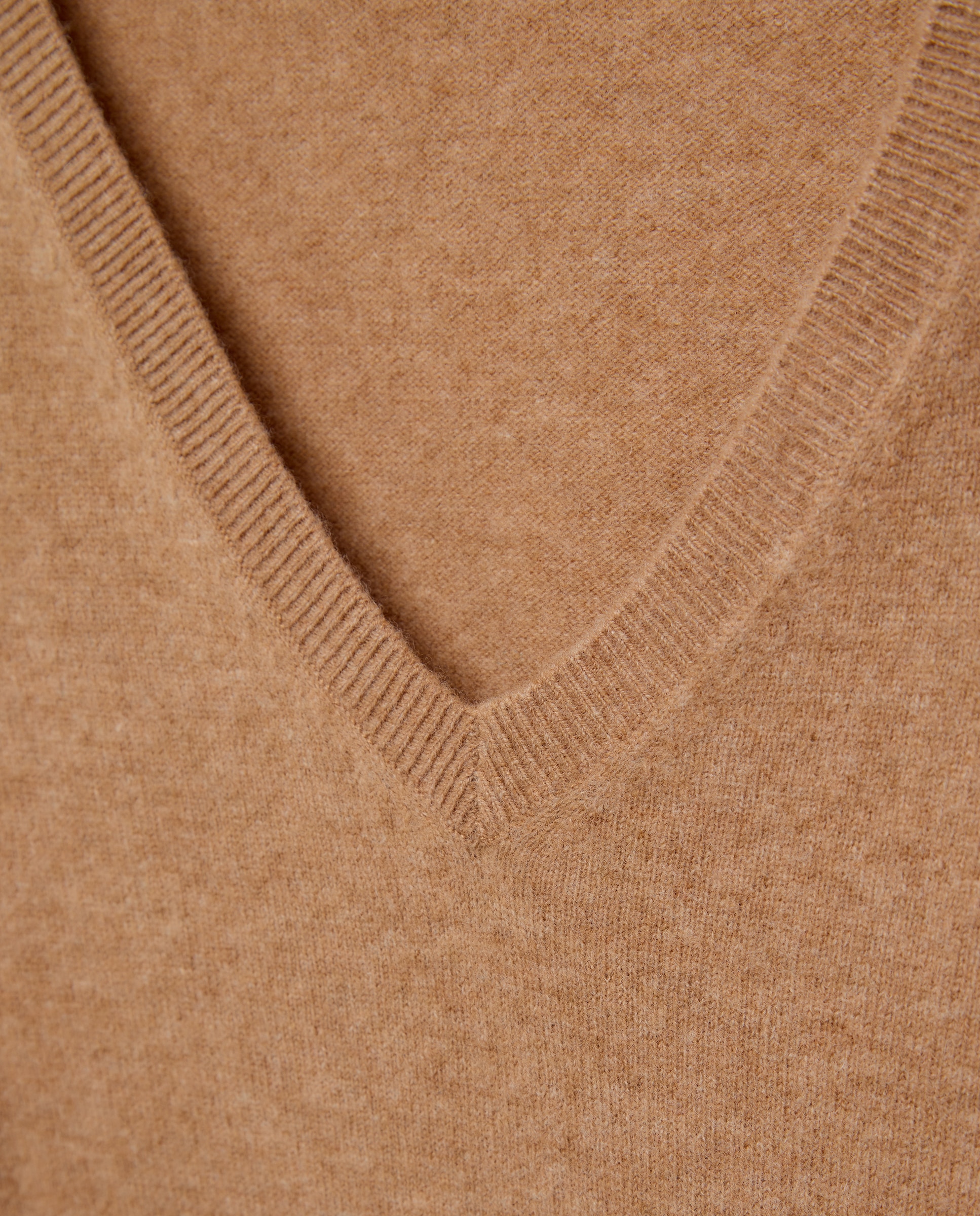 Jersey cuello pico en lana con cashmere de mujer. - Easy Wear - 730 Camel 730 Camel-5
