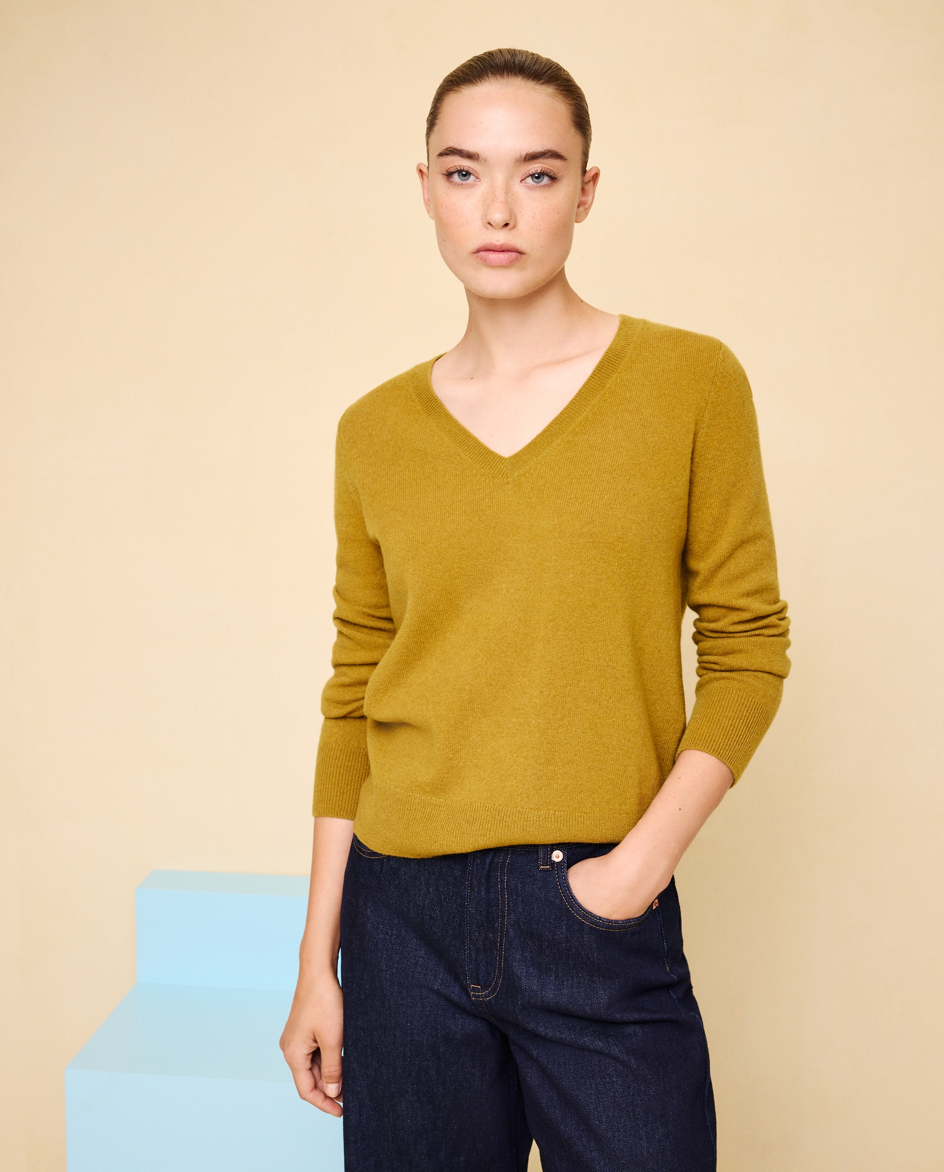 Jersey cuello pico en lana con cashmere de mujer. - Easy Wear - Pistacho Pistacho-2