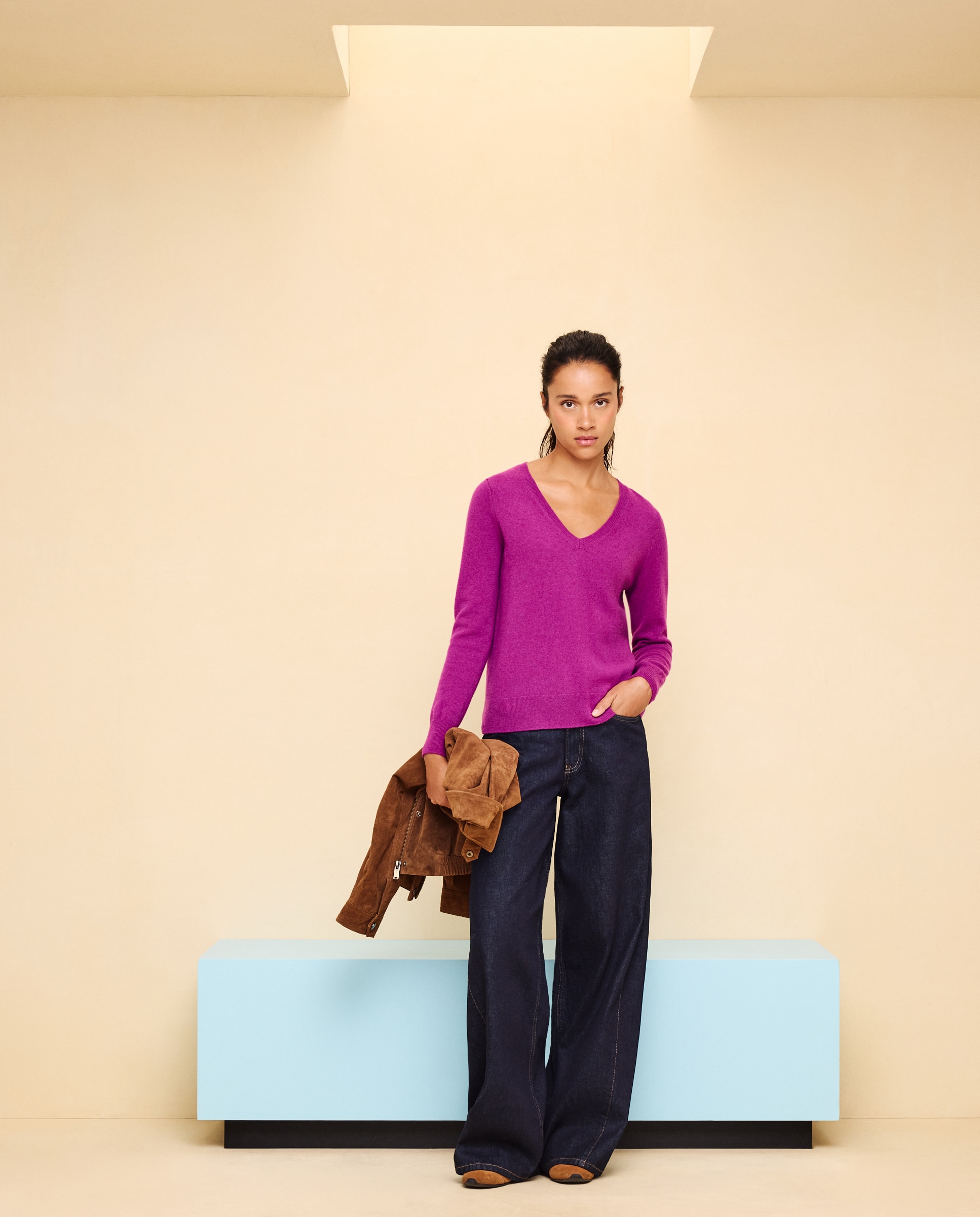 Jersey cuello pico en lana con cashmere de mujer. - Easy Wear - Buganvilla Buganvilla-1
