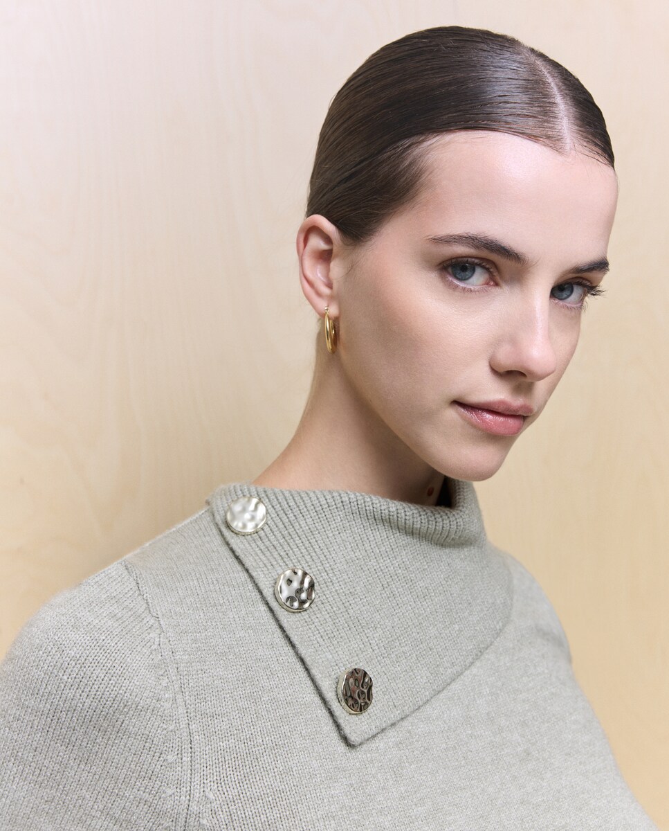 Camisola de Malha Lisa com Botões Sabão-4