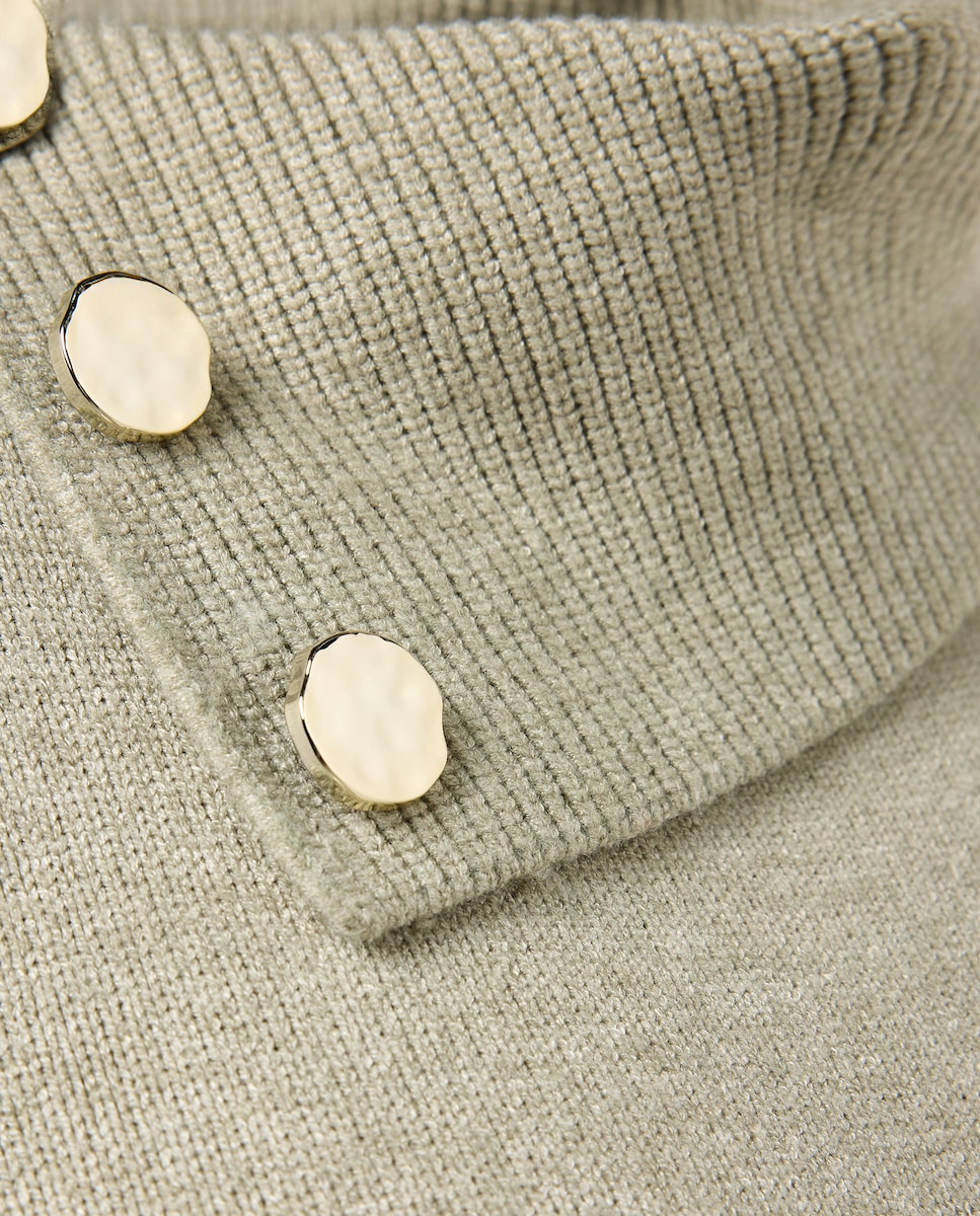 Camisola de Malha Lisa com Botões Sabão-6