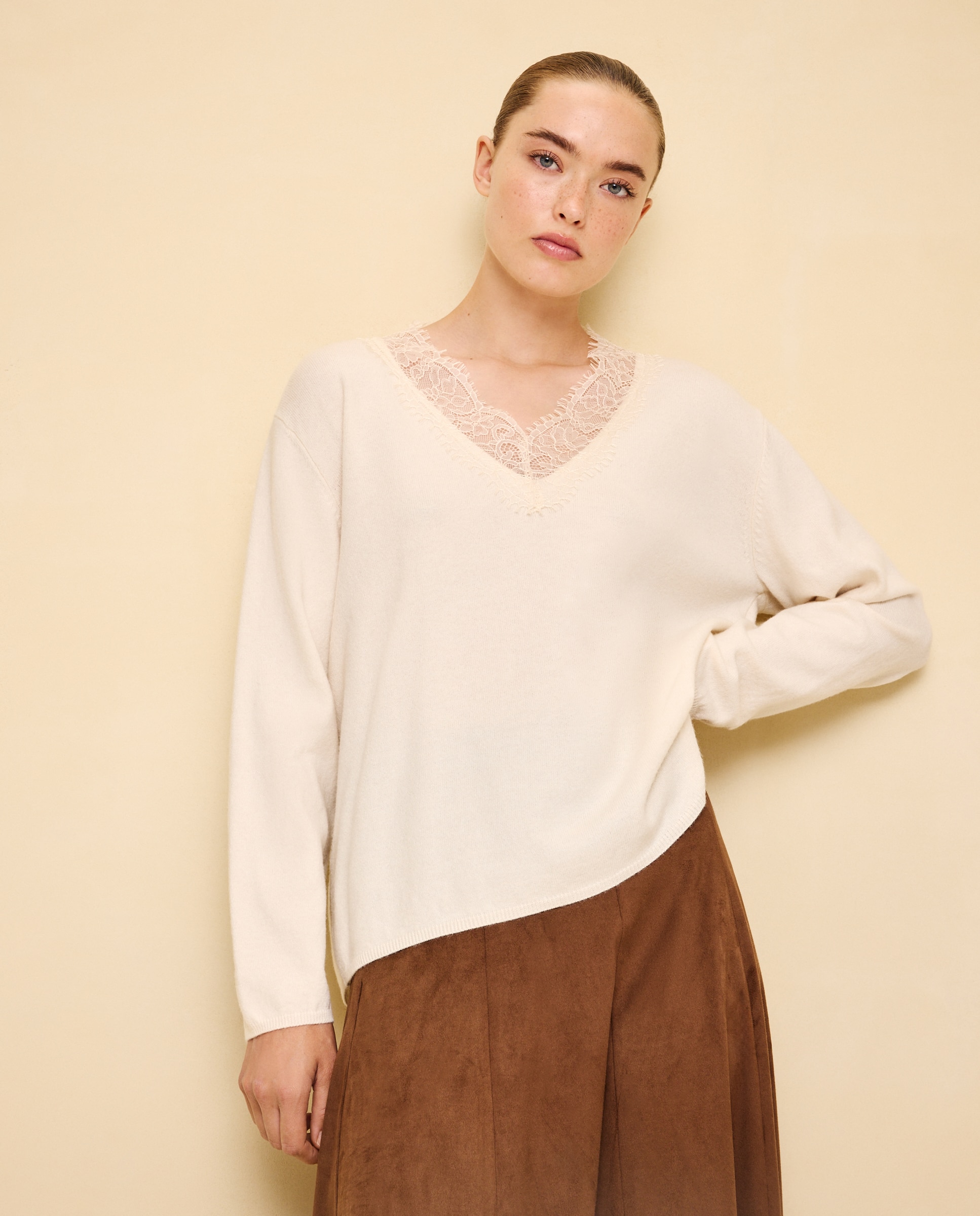 Jersey cuello pico con encaje de mujer - Easy Wear - 120 Crudo 120 Crudo-1