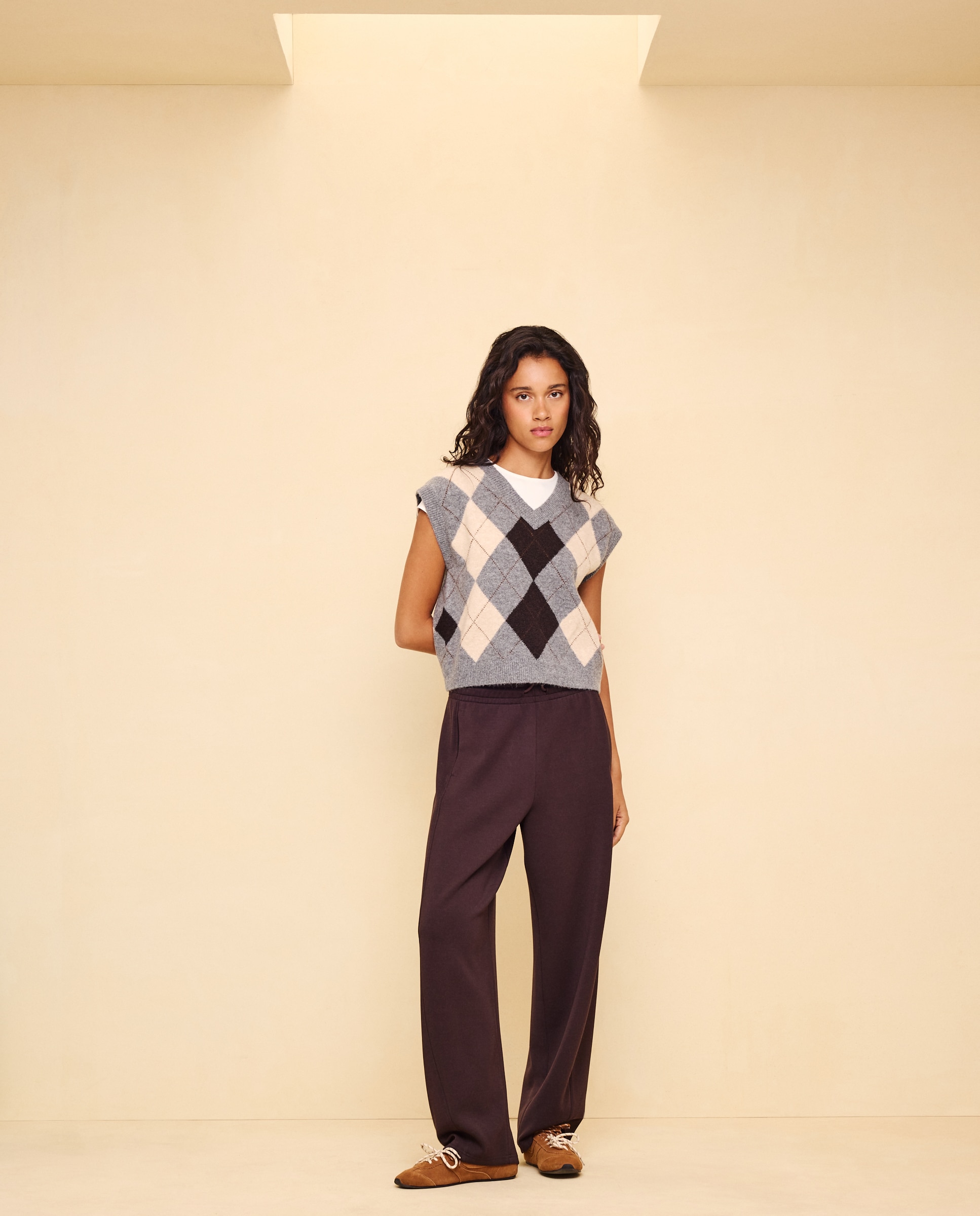 Chaleco de mujer de tricot cuello pico con rombos de mujer - Easy Wear - Marrón Marrón-2