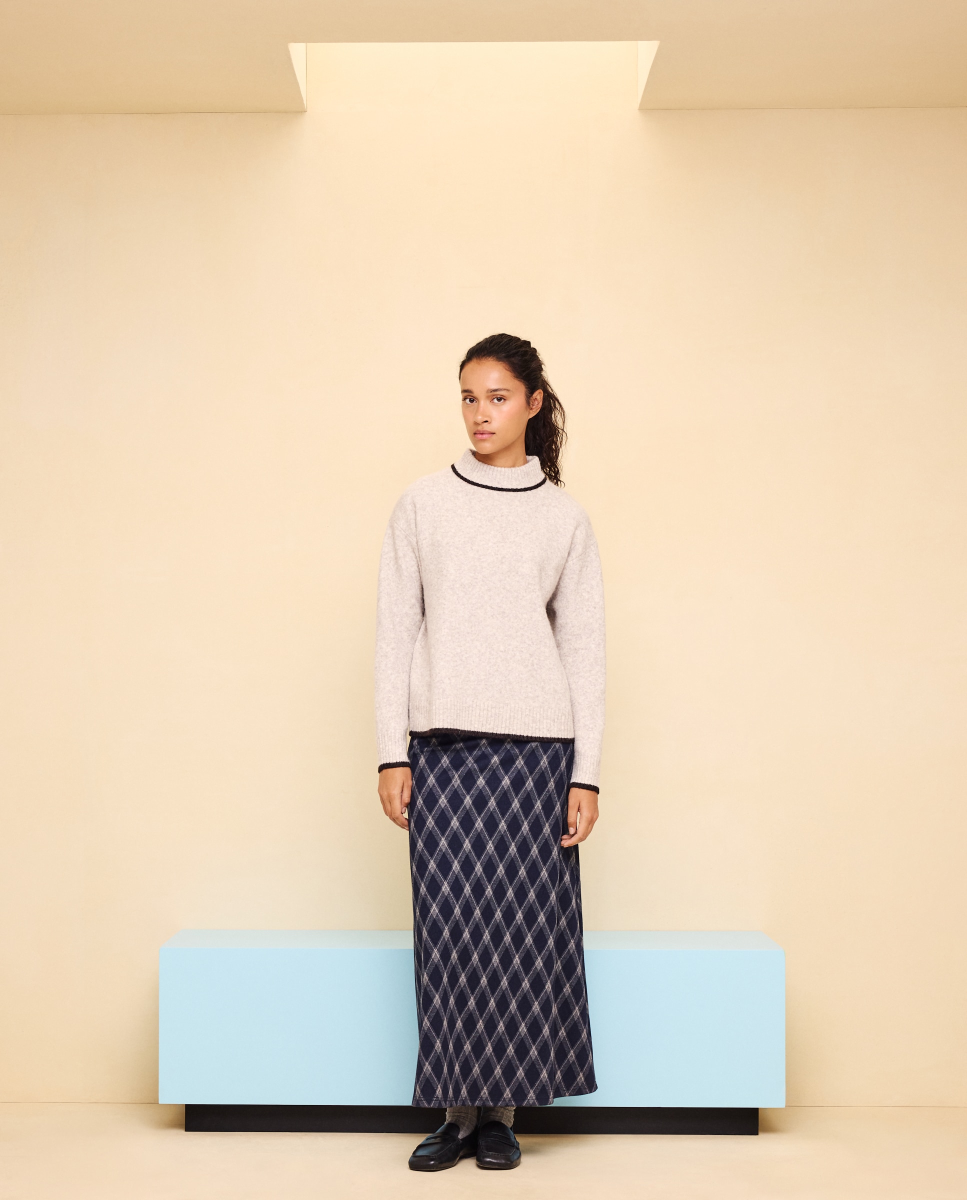 Jersey soft con cuello redondo y detalles en contraste de mujer - Easy Wear - 120 Crudo 120 Crudo-2