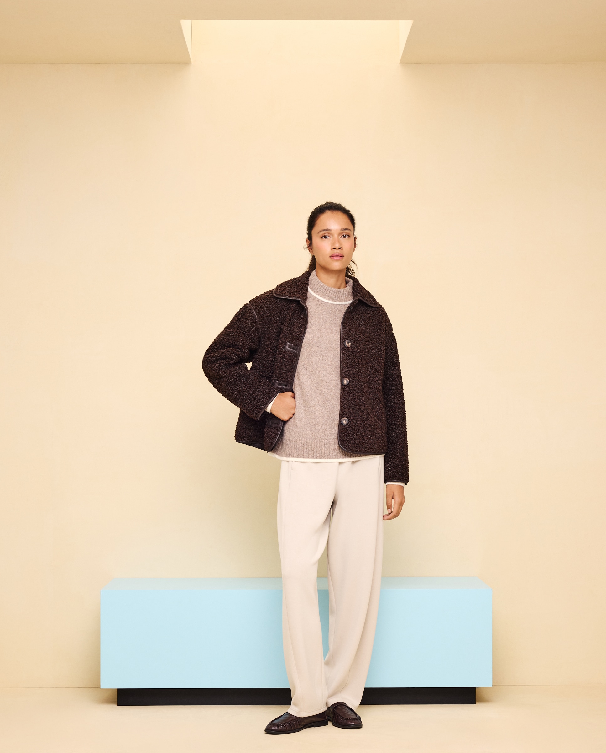 Jersey soft con cuello redondo y detalles en contraste de mujer - Easy Wear - Visón claro Visón claro-2