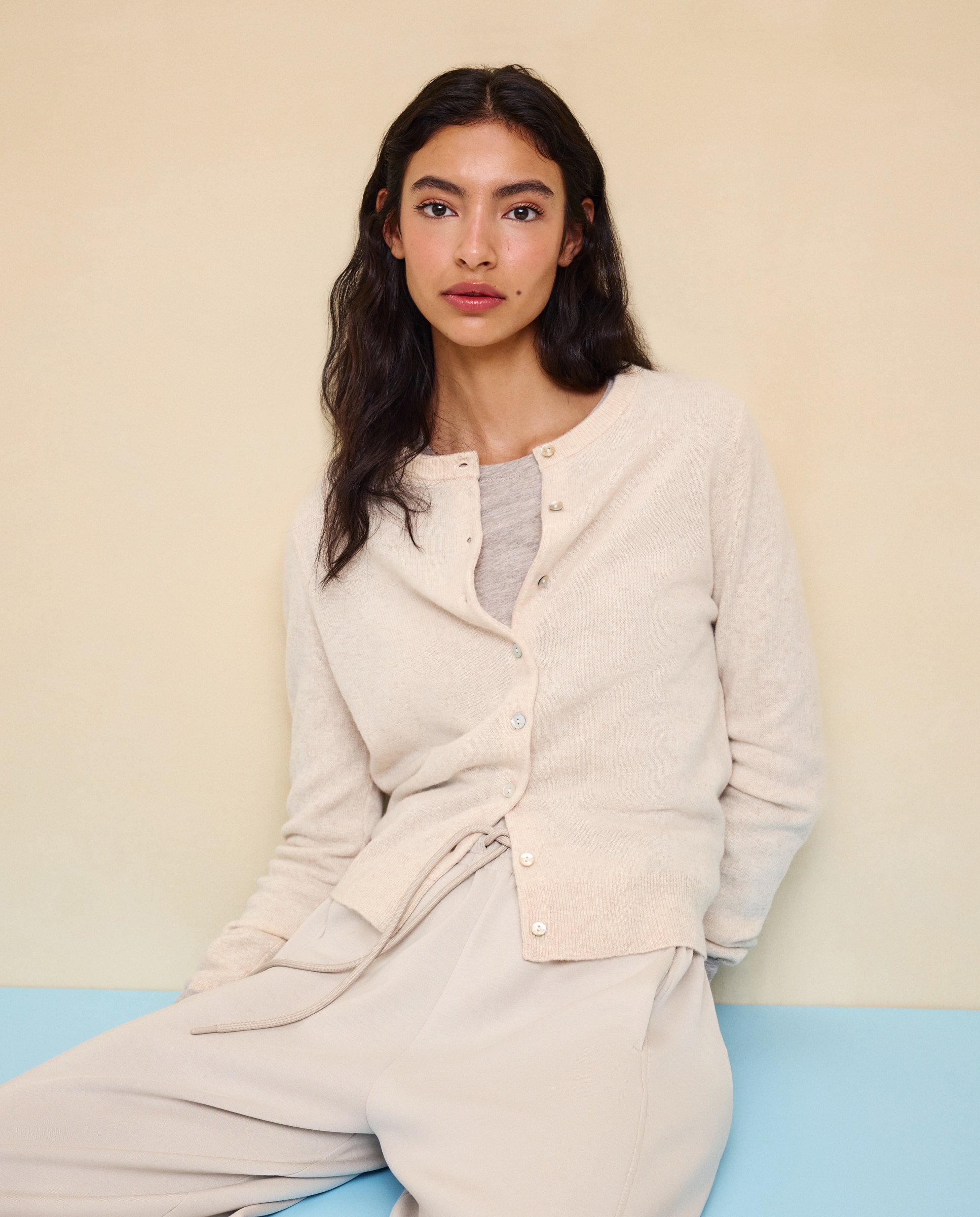 Imagen 0 de Chaqueta cuello redondo en lana con cashmere de mujer. 120 Crudo