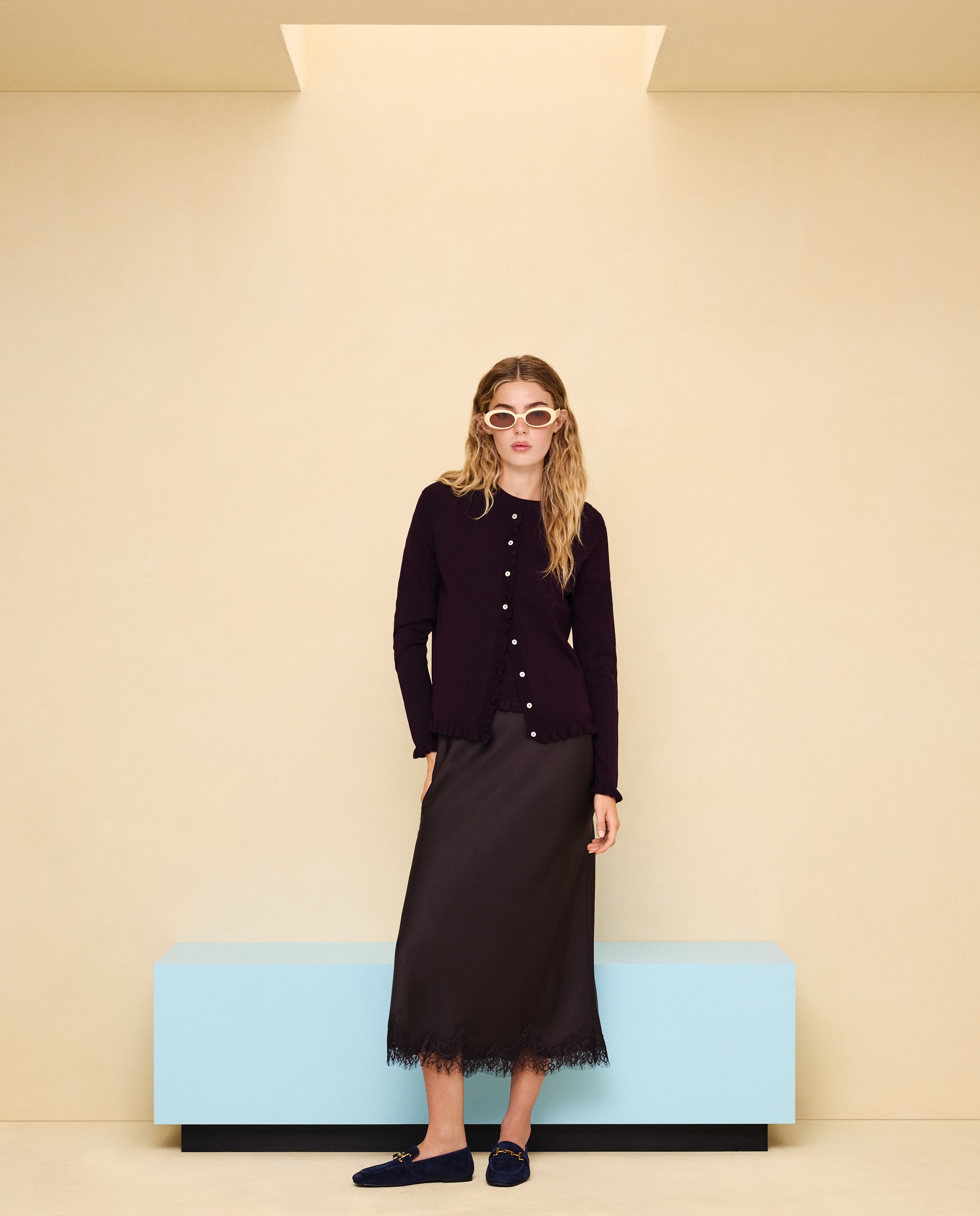 Chaqueta de punto de mujer con tapeta volantes - Easy Wear - 291 Berenjena 291 Berenjena-3