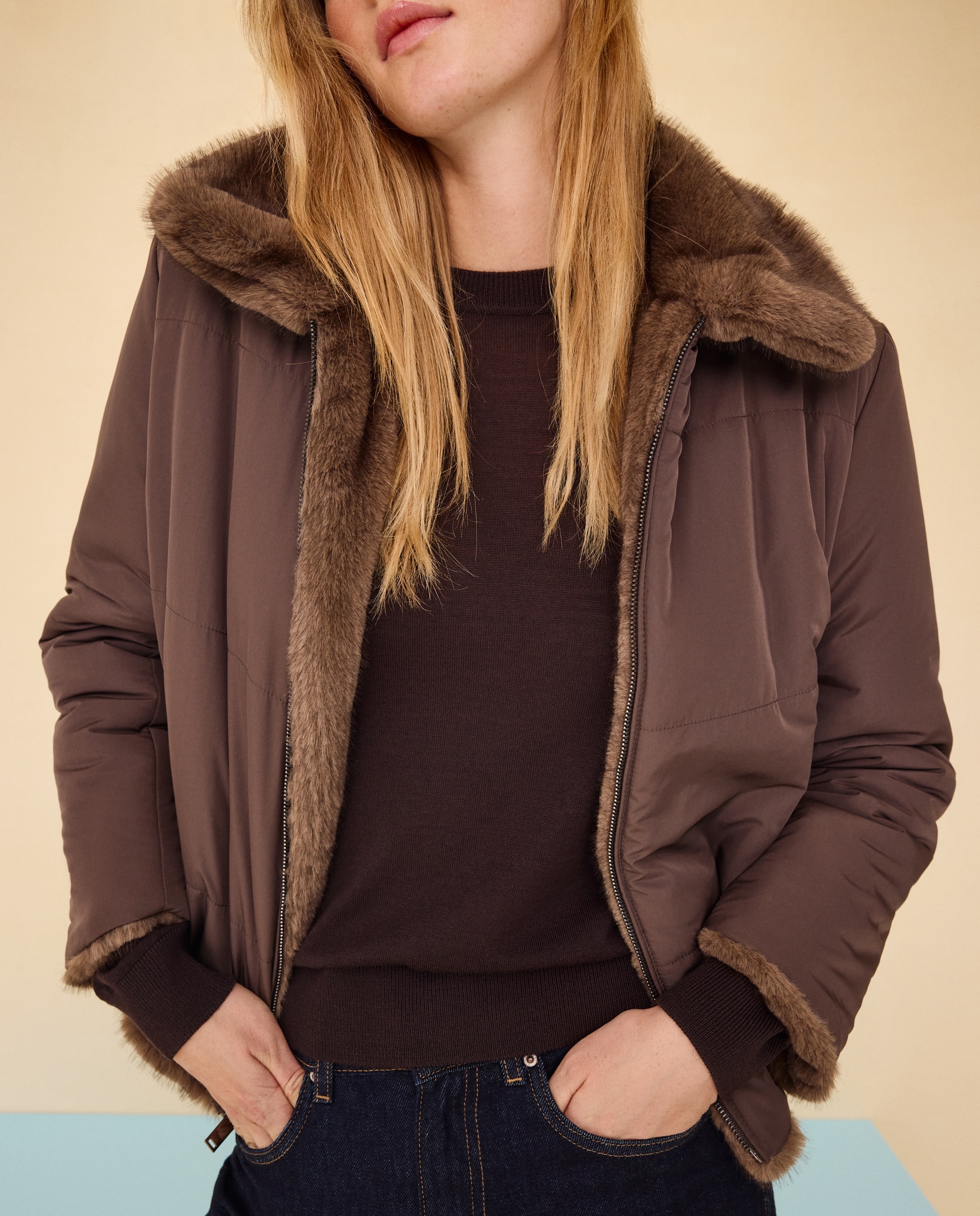 Imagen 4 de Abrigo acolchado reversible de mujer efecto pelo - Easy Wear - Marrón Marrón