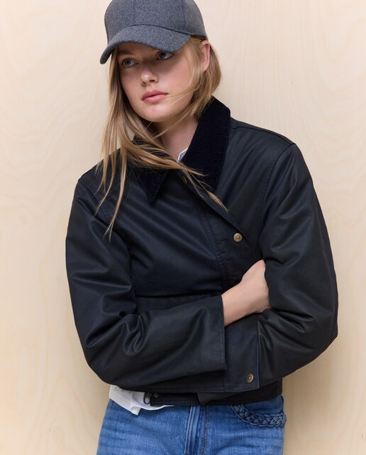 Imagem 0 de Parka Encerada Curta com Gola de Bombazina