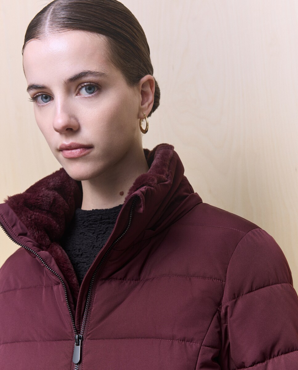 Sobretudo Acolchoado com Capuz e Forro Bordeaux-2