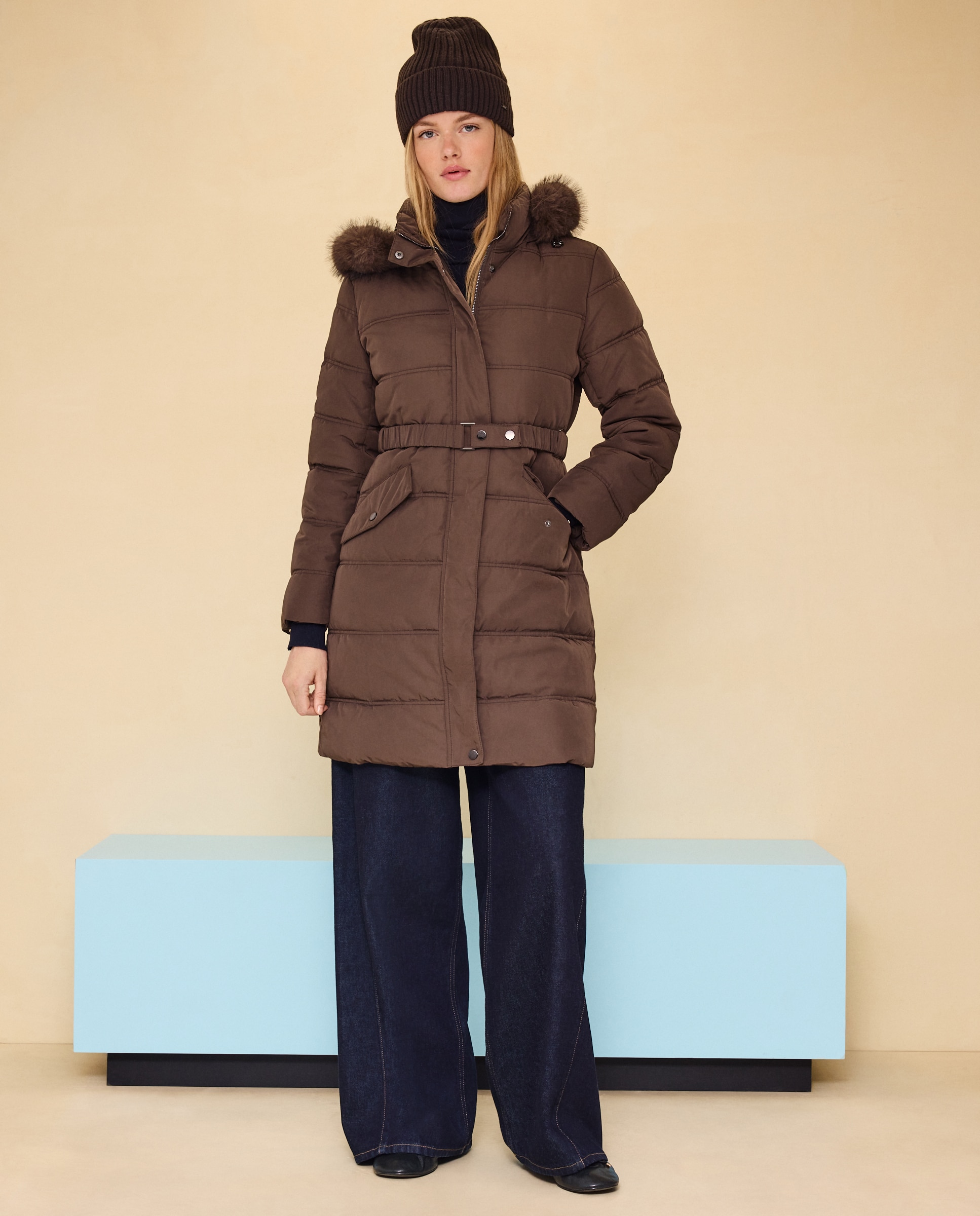 Imagen 2 de Acolchado de mujer con cinturon - Easy Wear - Marrón Marrón